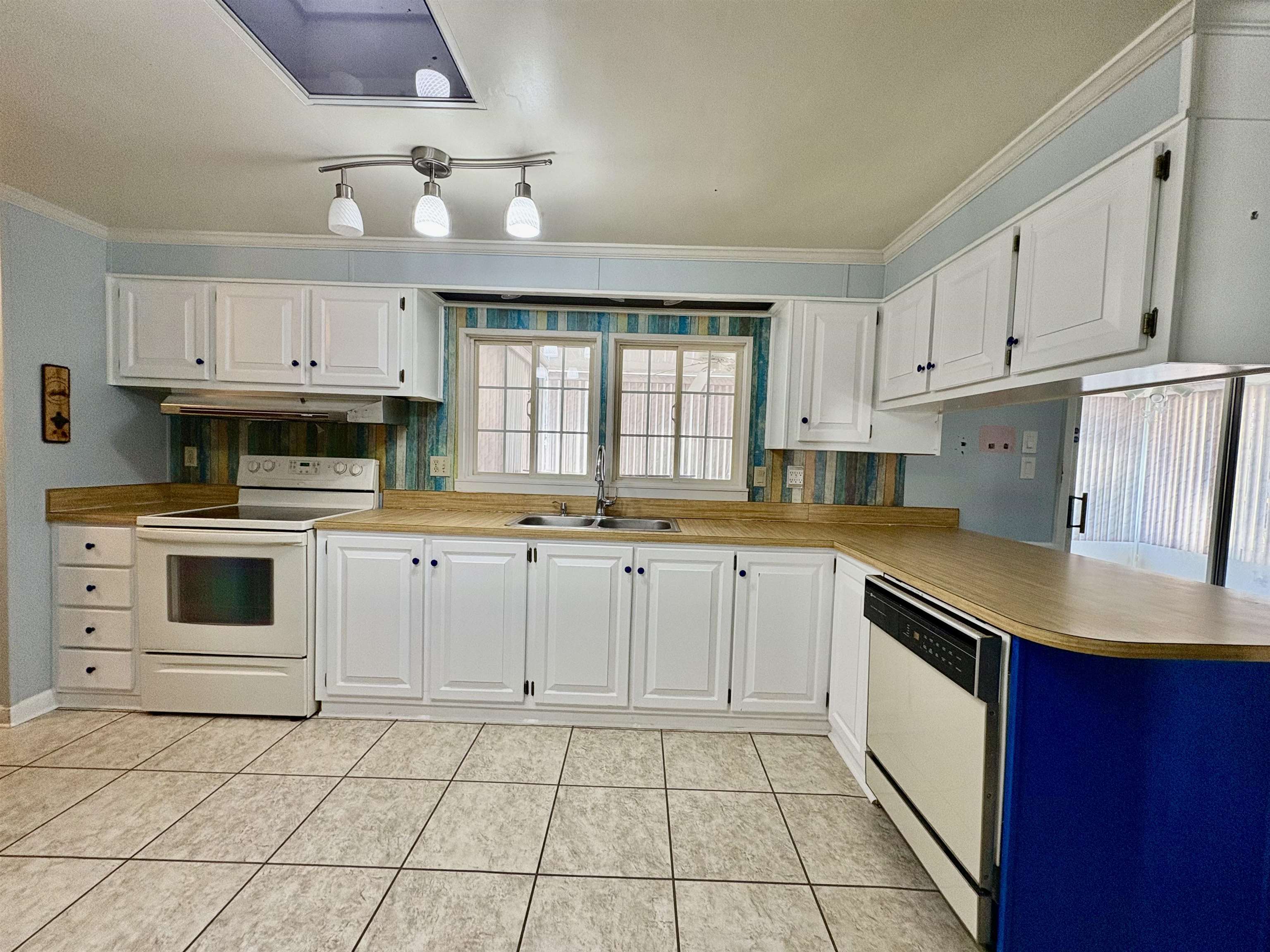 931 Winston Trail 