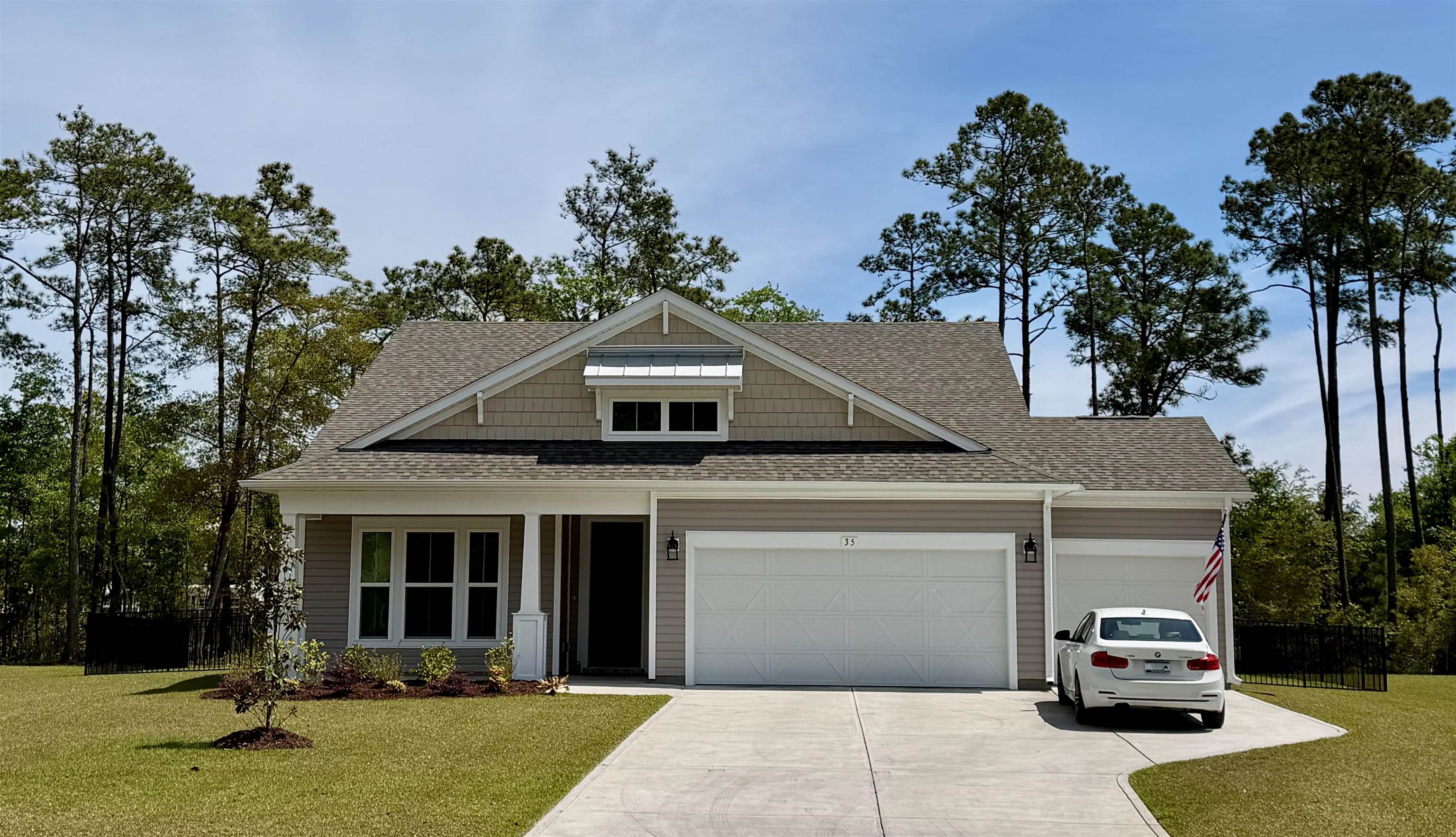 35 Northbrook Dr Murrells Inlet, SC 29576