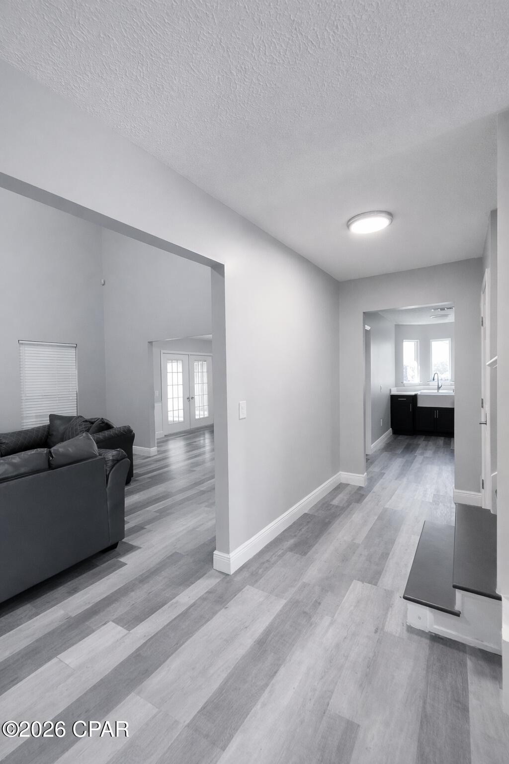 Image 3 For 2005 Harbour Drive