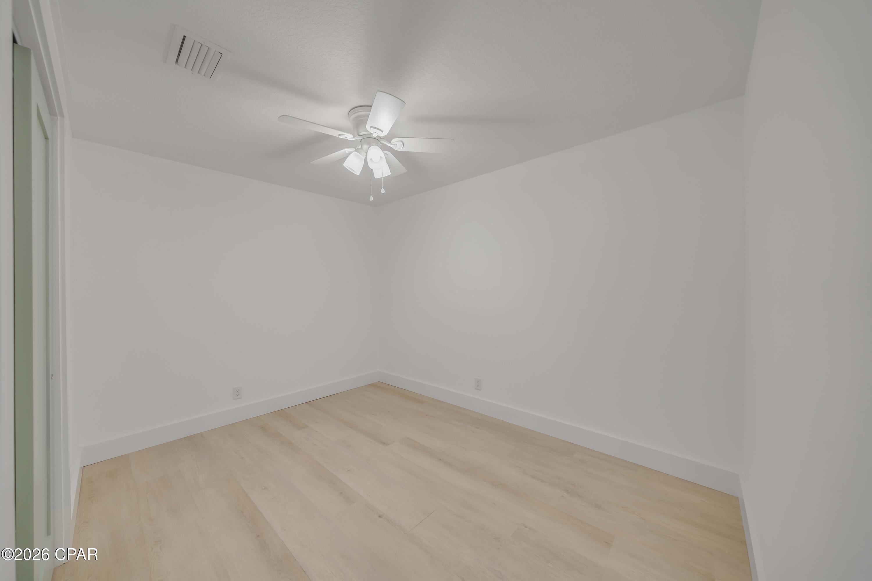 Image 31 For 1434 Park Lane