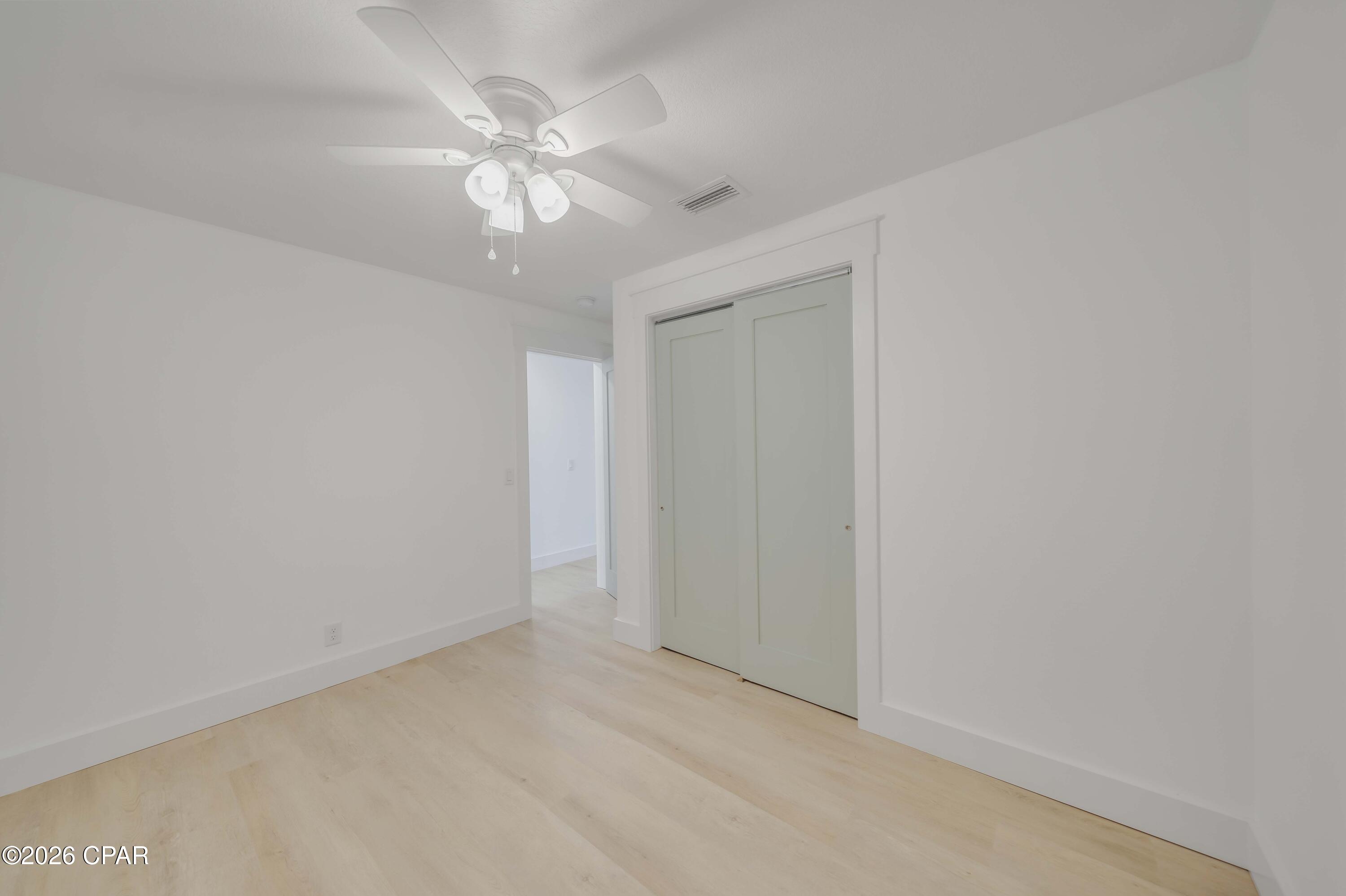 Image 32 For 1434 Park Lane