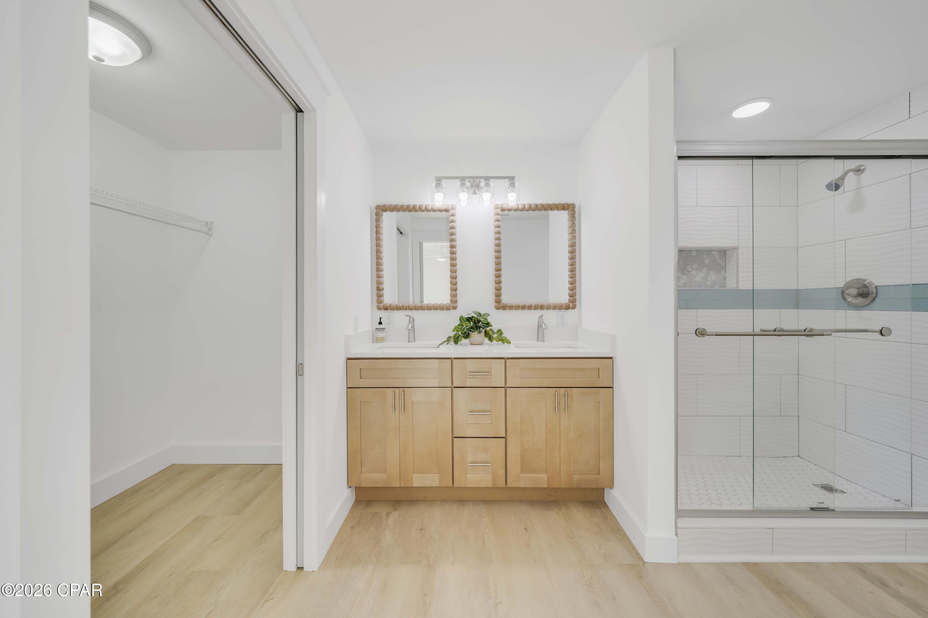 Image 39 For 1434 Park Lane