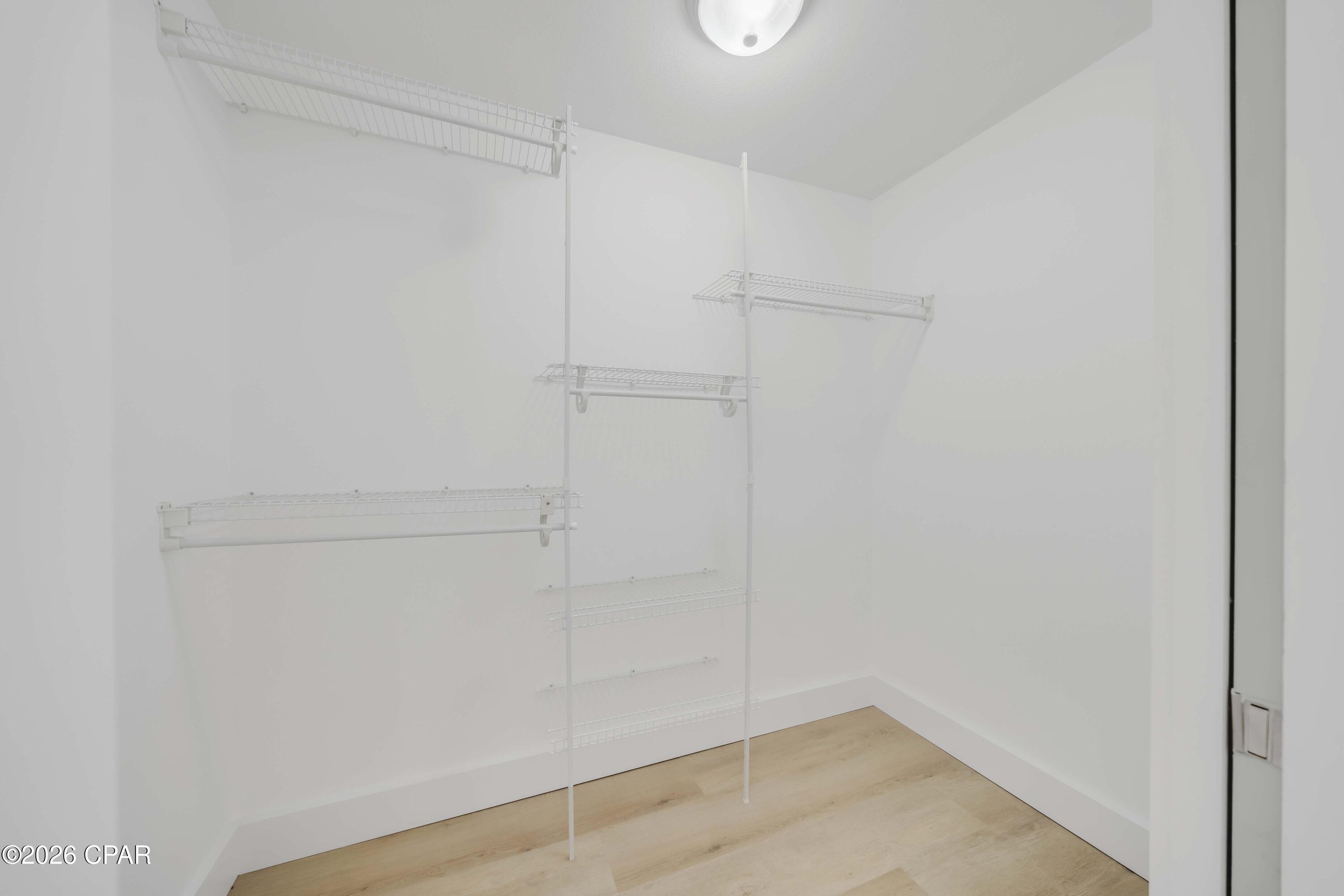 Image 40 For 1434 Park Lane