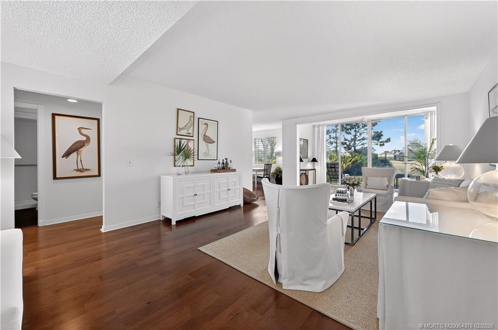 MLS# M20054378 Property Photo