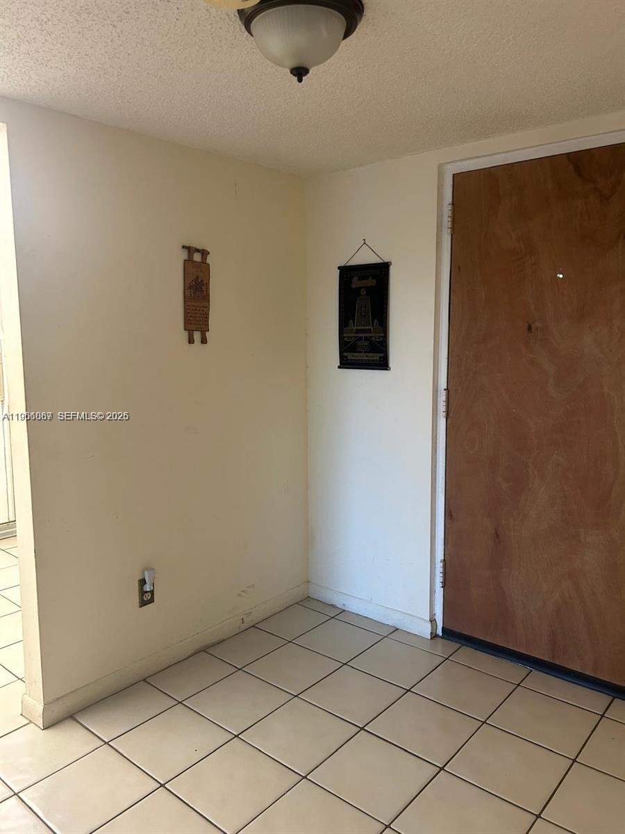 Homes for sale in Lauderdale Lakes, FL | 2840 Somerset Dr #400M, Lauderdale Lakes, FL 33311 | MLS# A11966067