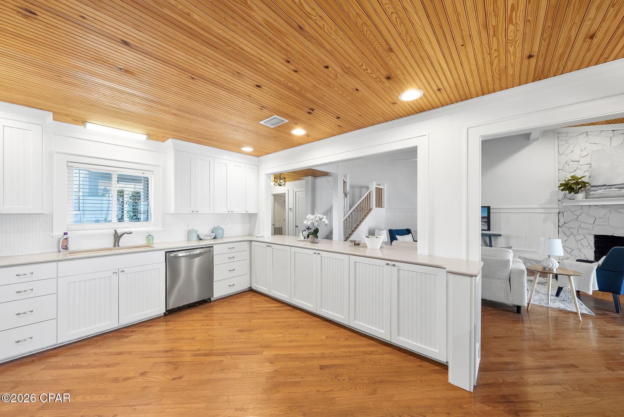 Image 12 For 1251 Capri Drive