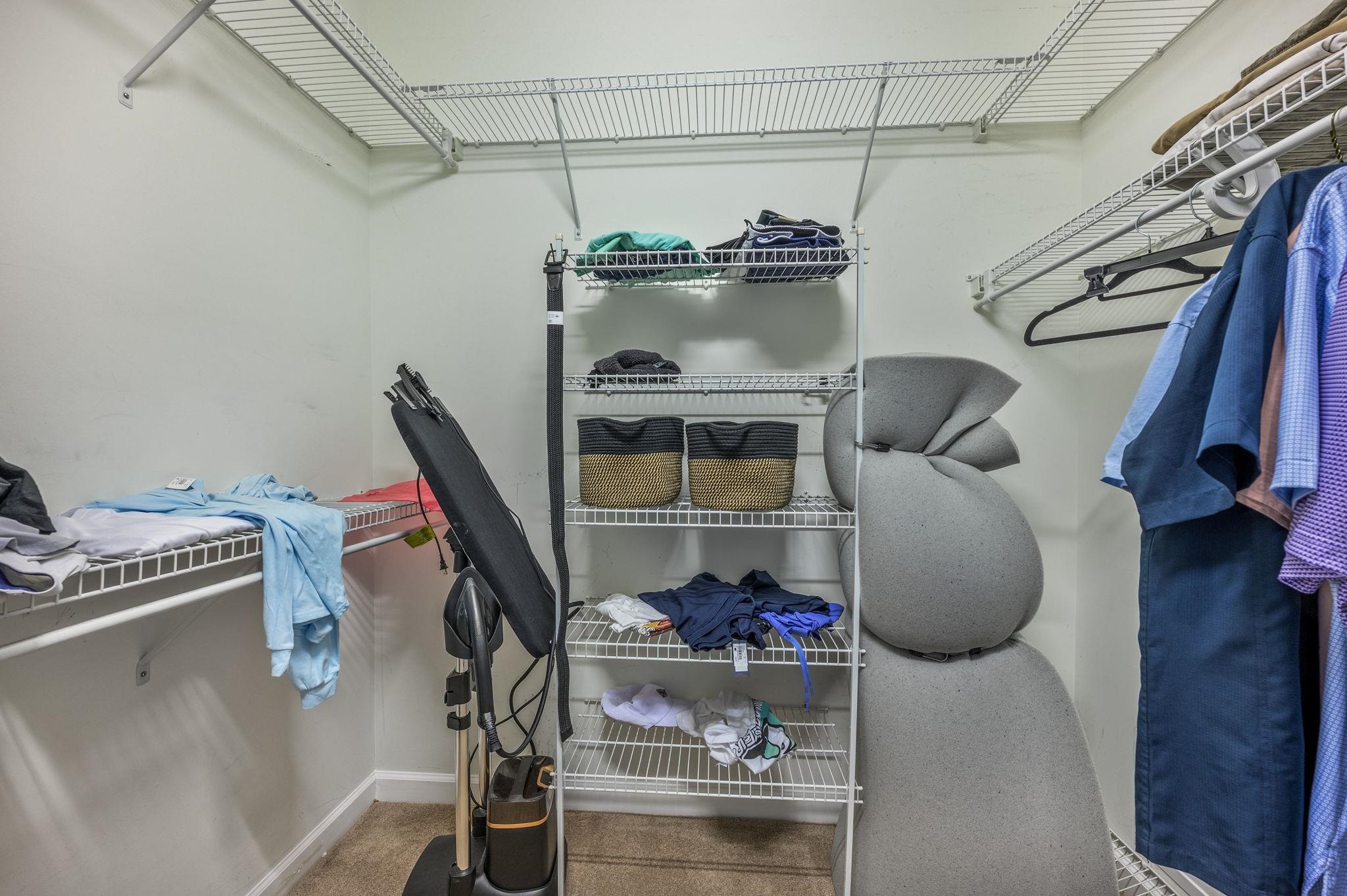 2604104 | Photo 22