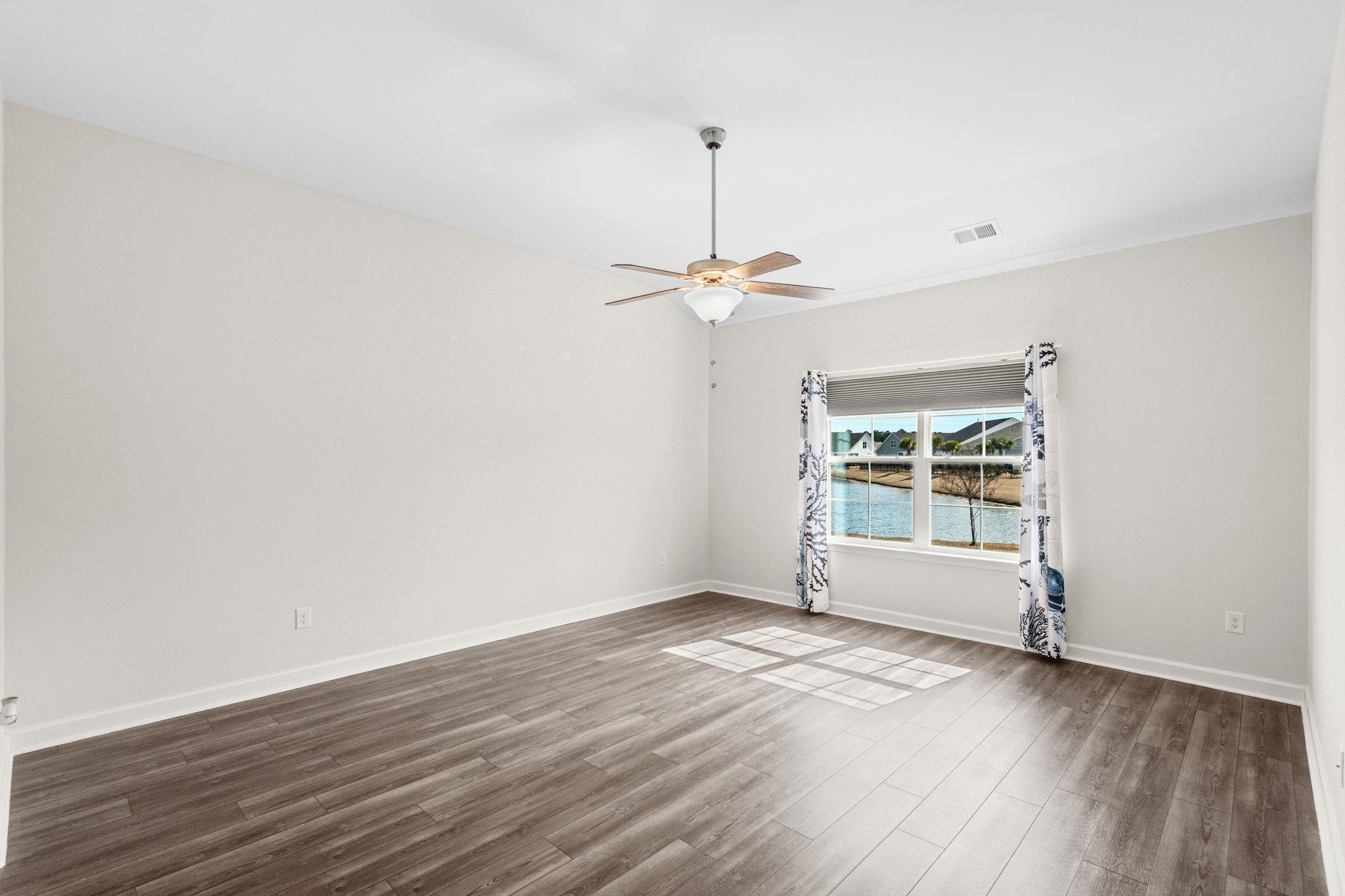 2604106 | Photo 28