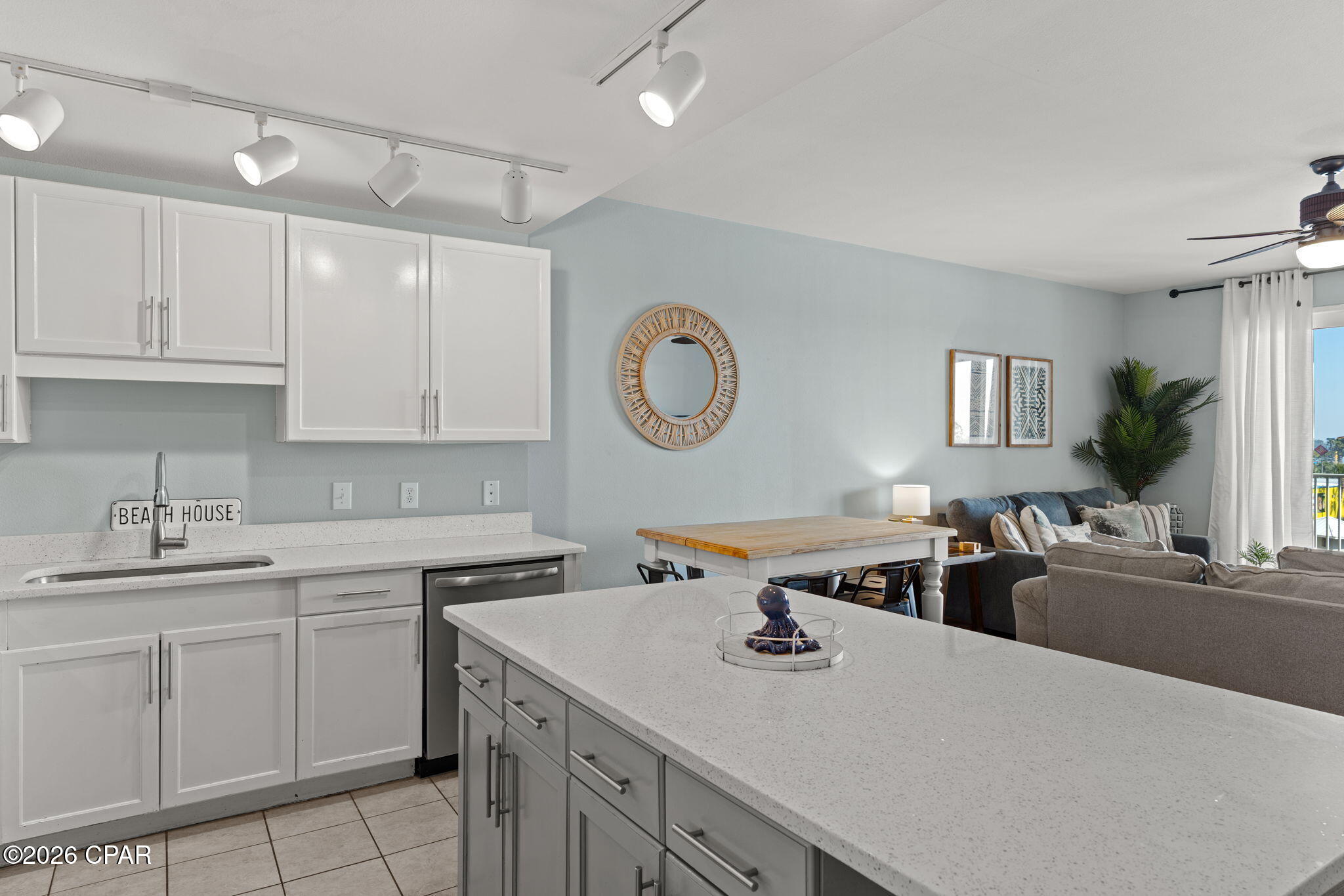 Image 10 For 9902 Thomas Drive 333