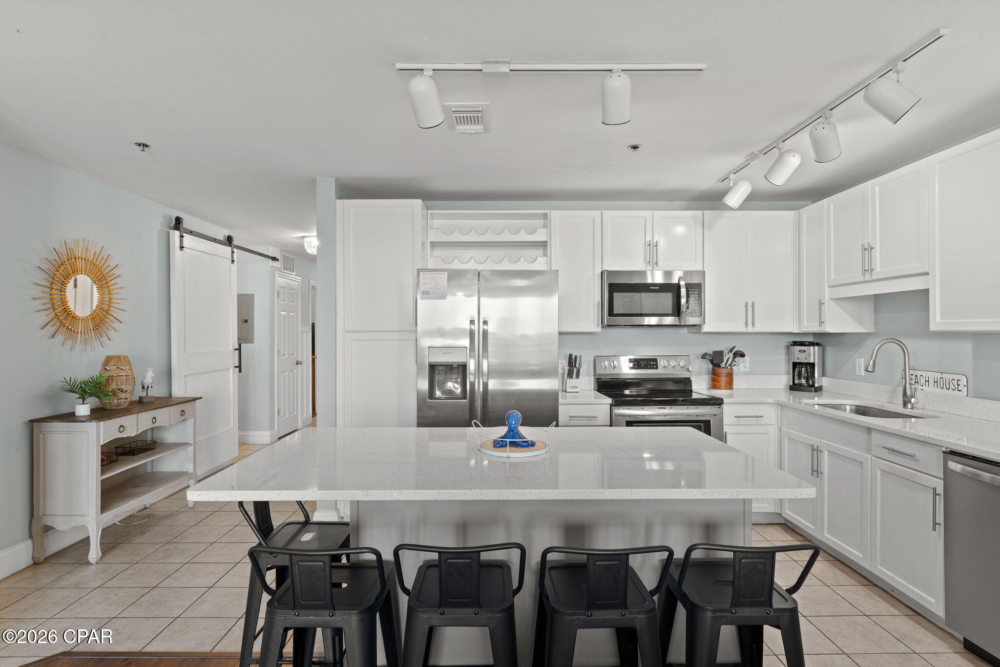Image 11 For 9902 Thomas Drive 333