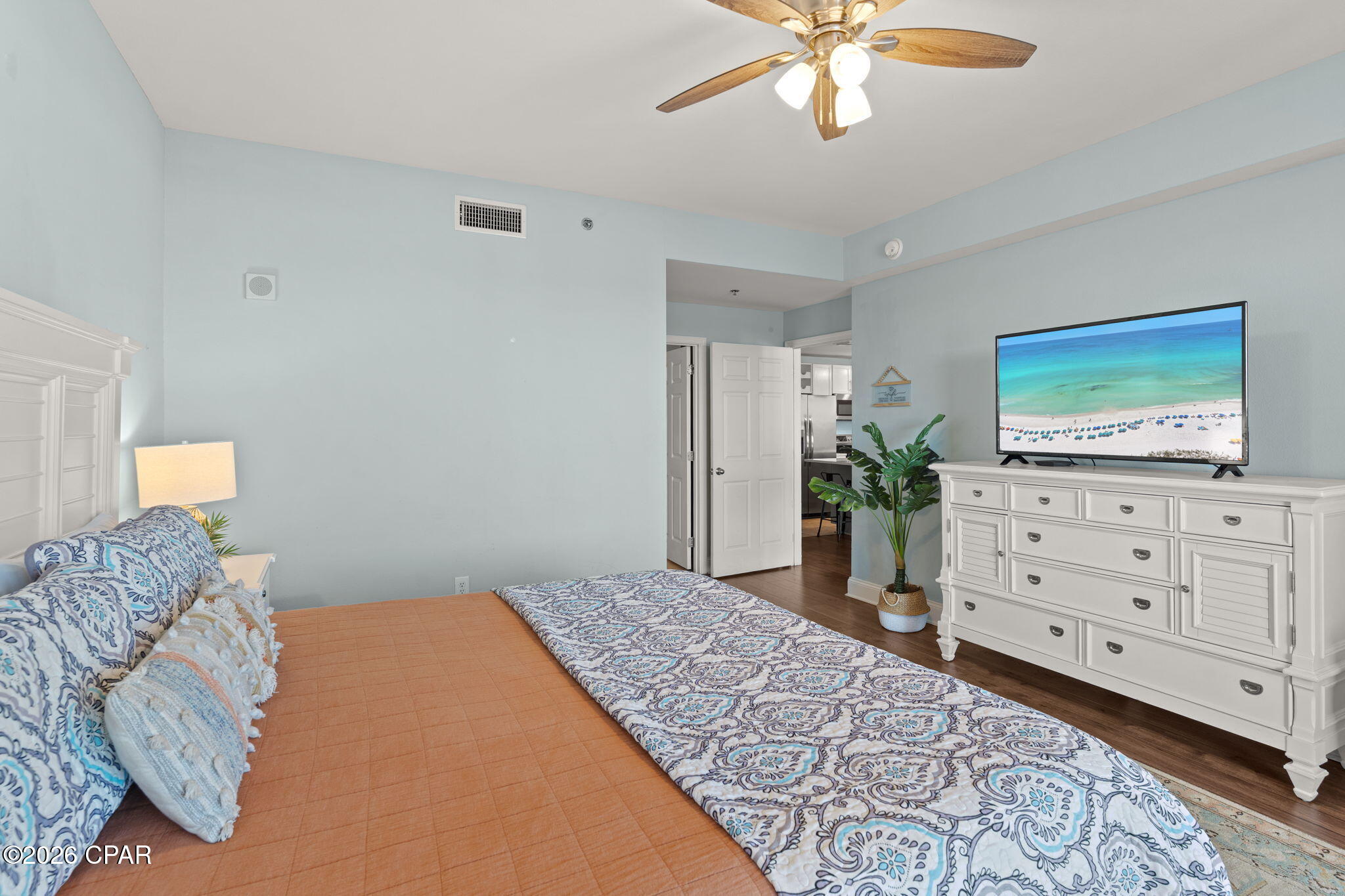 Image 20 For 9902 Thomas Drive 333
