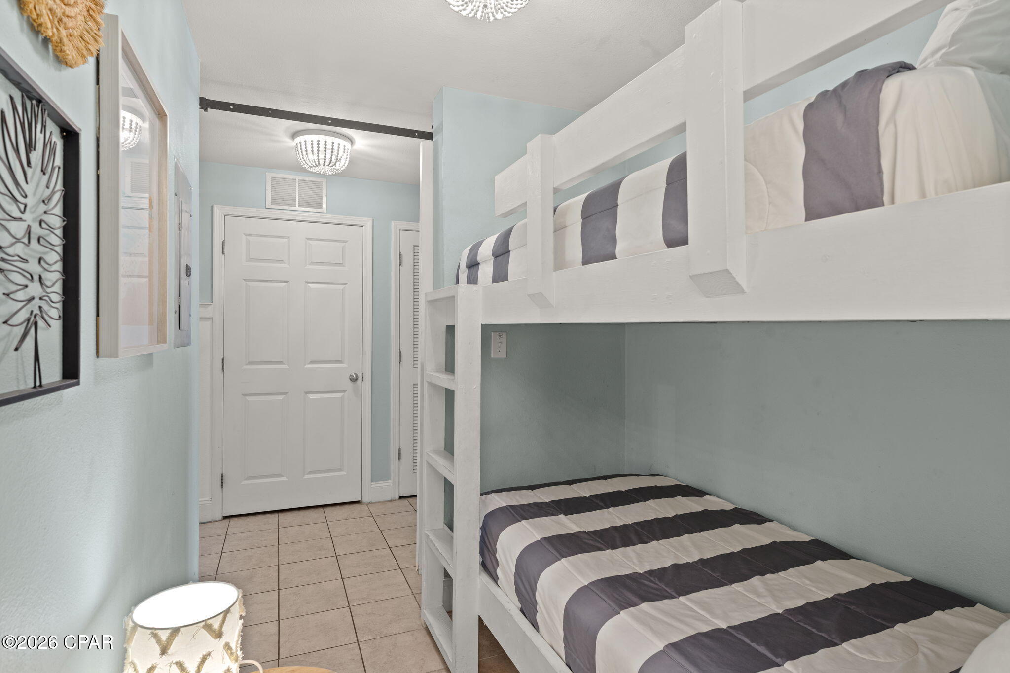 Image 31 For 9902 Thomas Drive 333