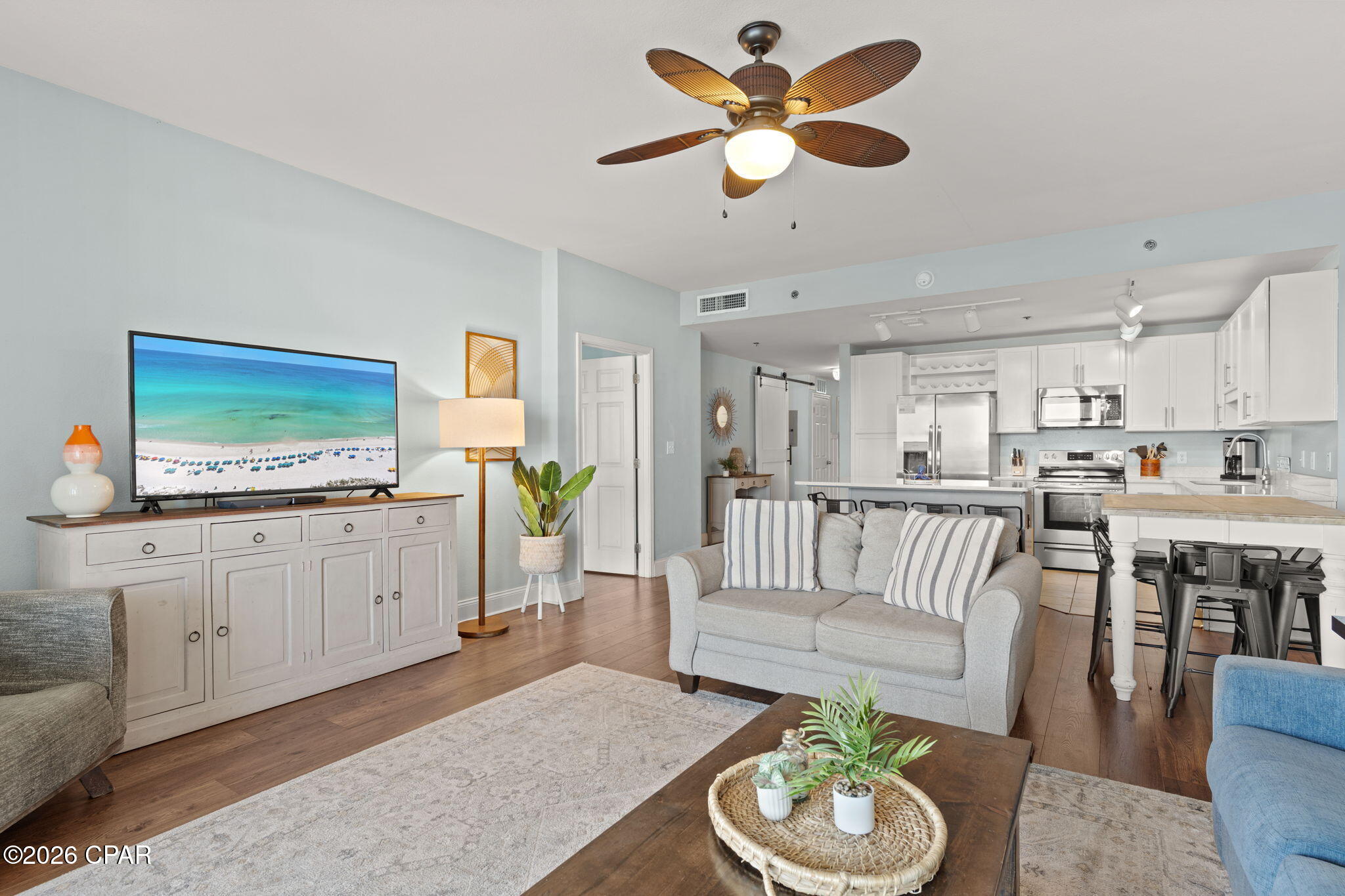 Image 4 For 9902 Thomas Drive 333