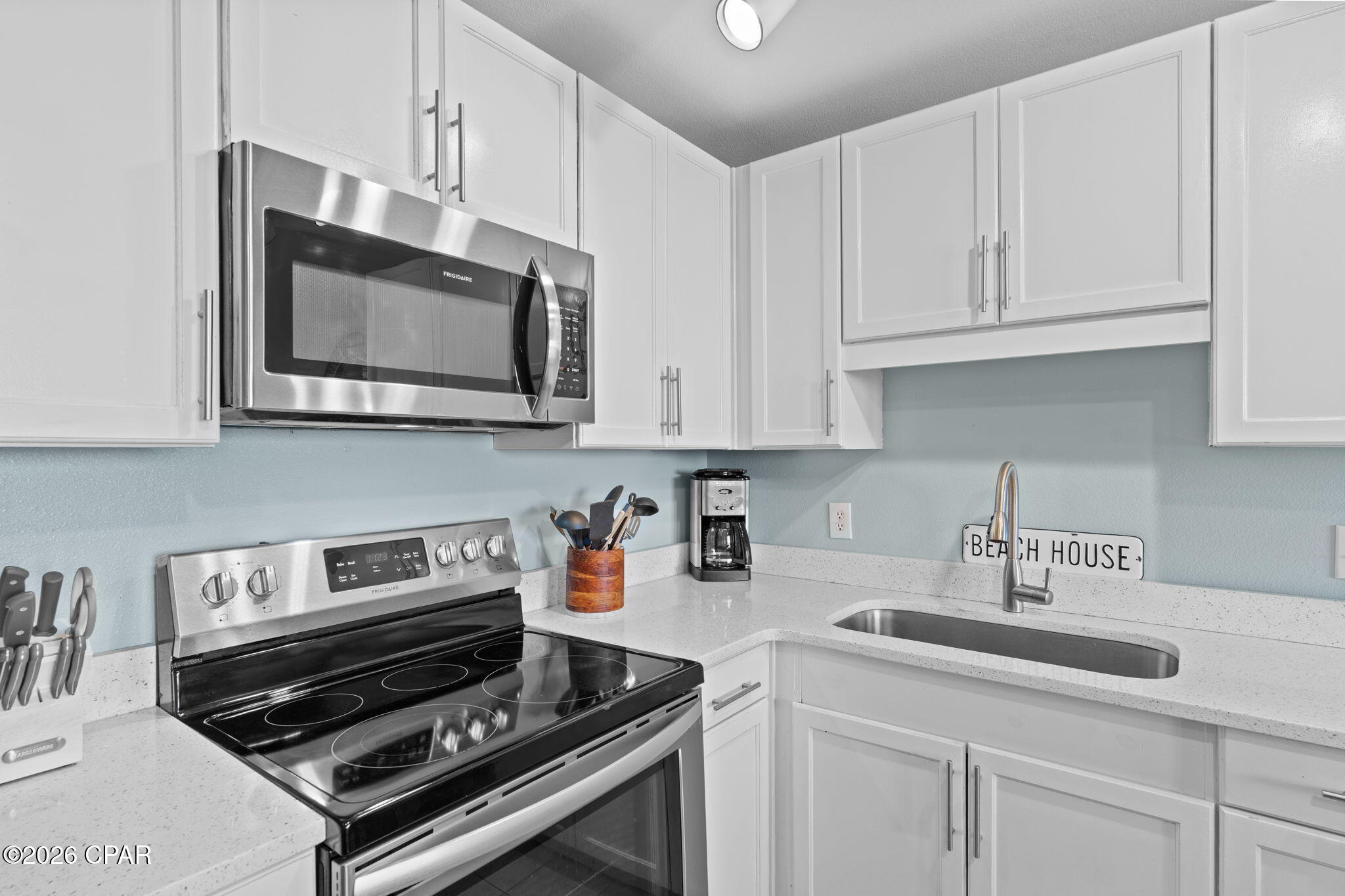 Image 8 For 9902 Thomas Drive 333
