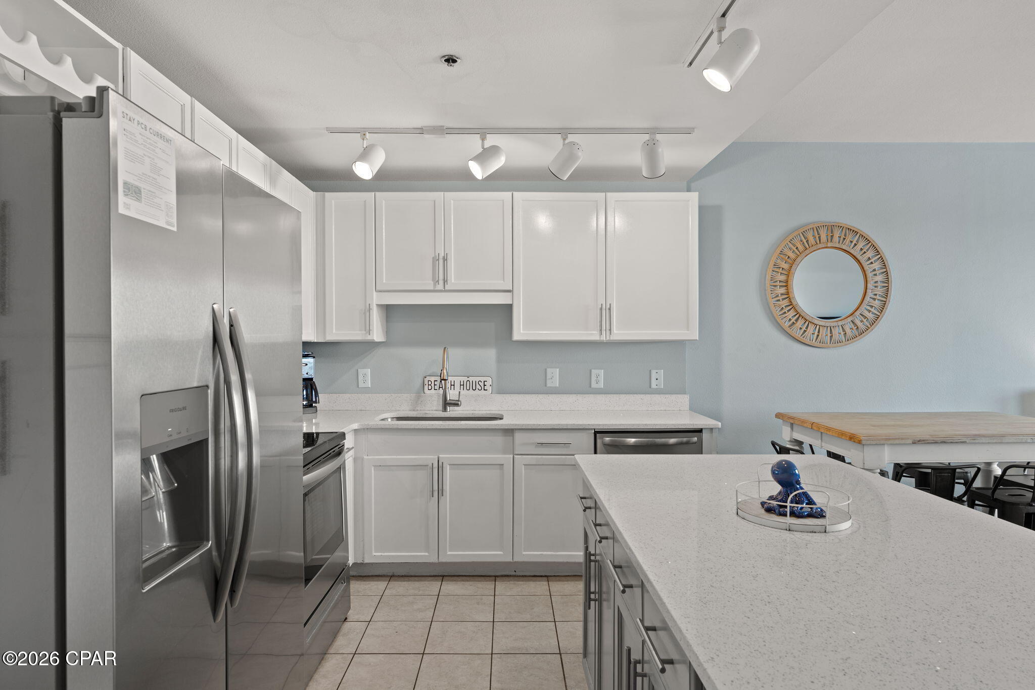 Image 9 For 9902 Thomas Drive 333