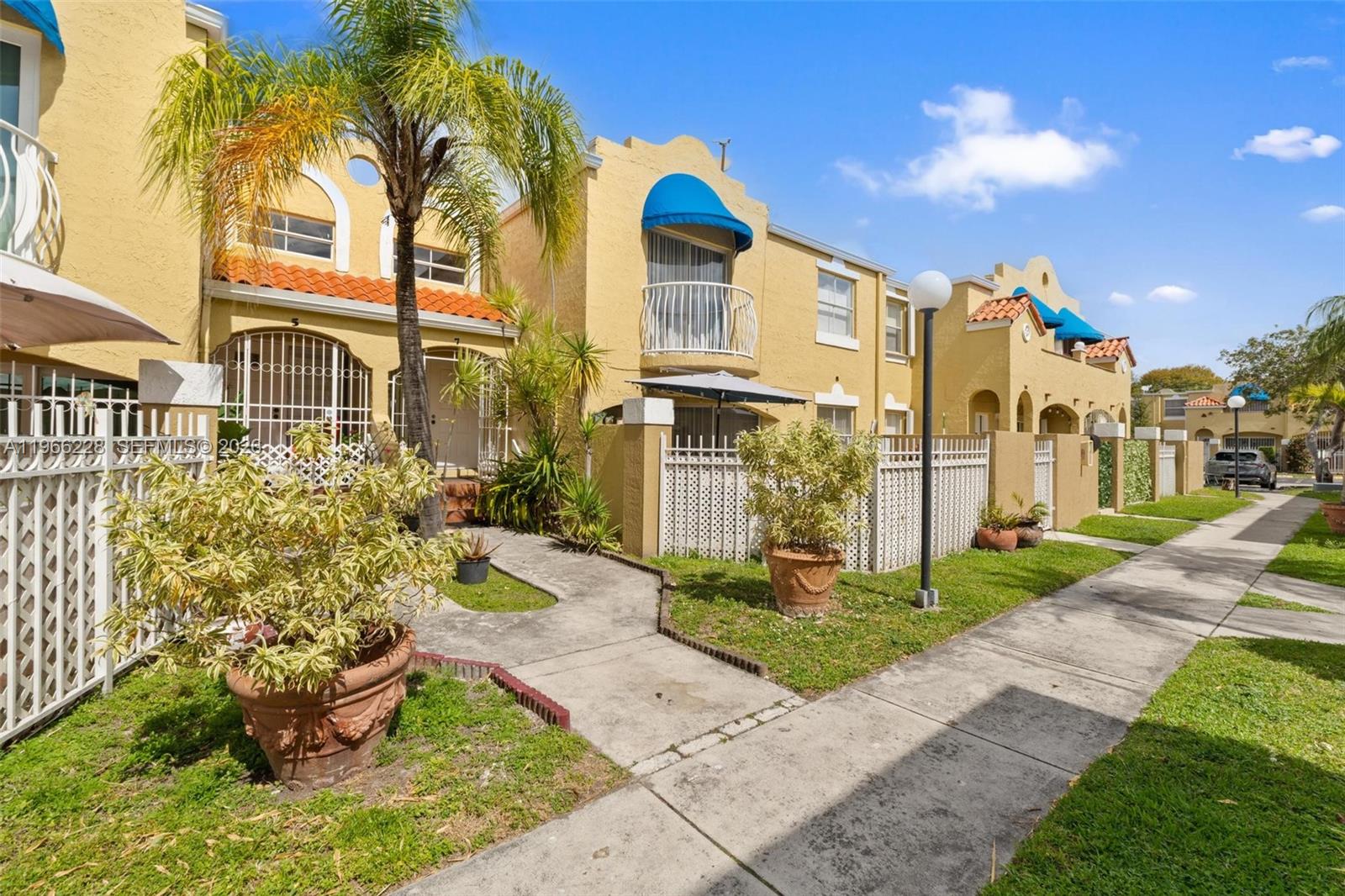 Gables I Townhomes Condo