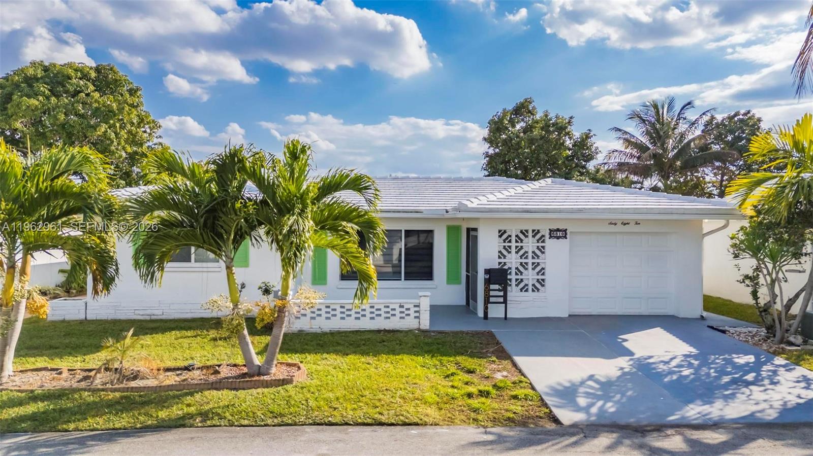 Mainlands Of Tamarac Lake