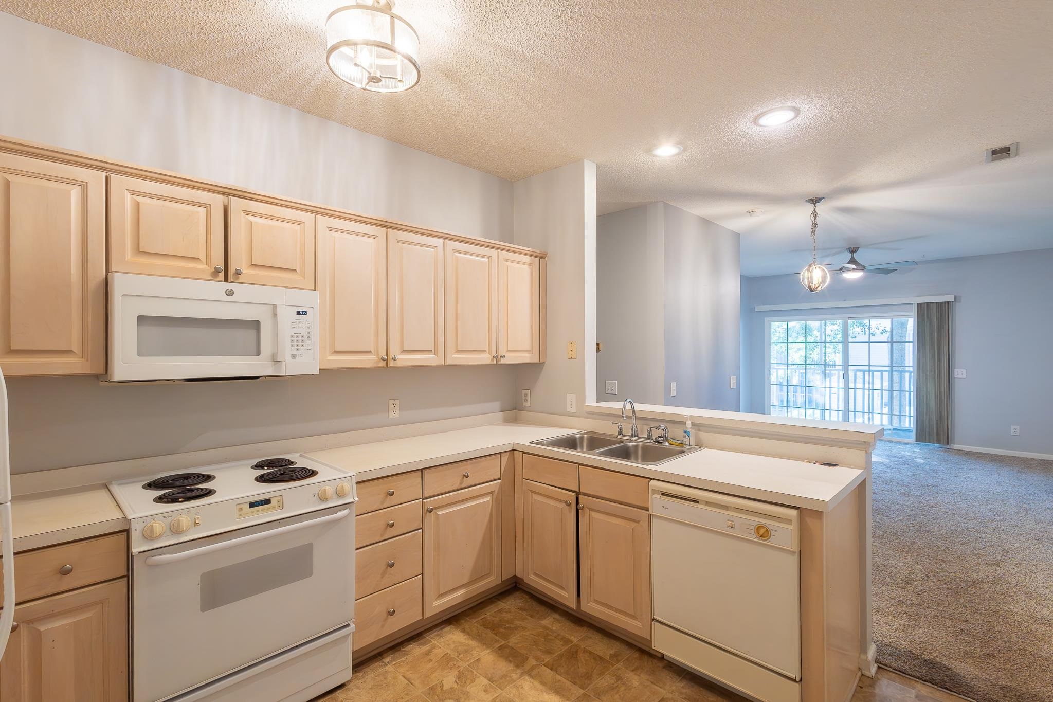 Homes for sale in Murrells Inlet, SC | 5209 Sweetwater Blvd, Murrells Inlet, SC 29576 | Houzeo