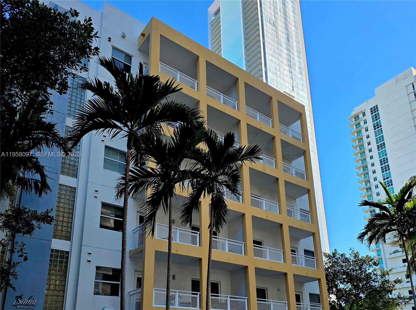 Bahia Biscayne Condo