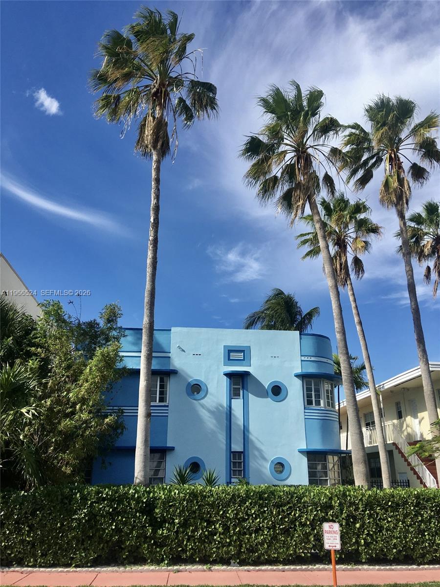 The Vintage East Condo