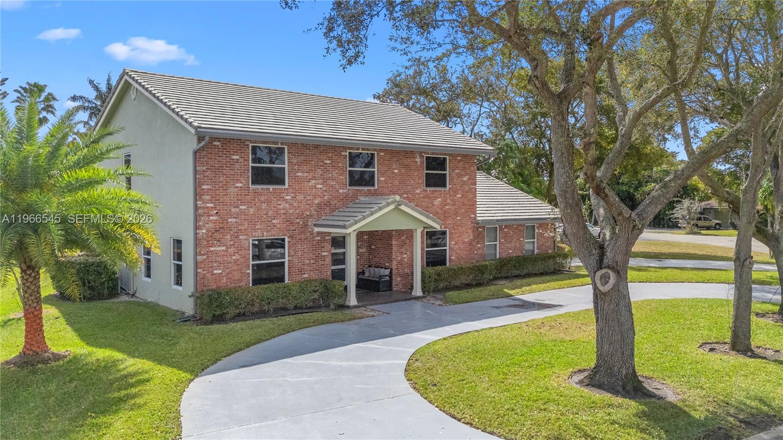 Homes for sale in Coral Springs, FL | 11069 Glenwood Dr, Coral Springs, FL 33065 | MLS# A11966545