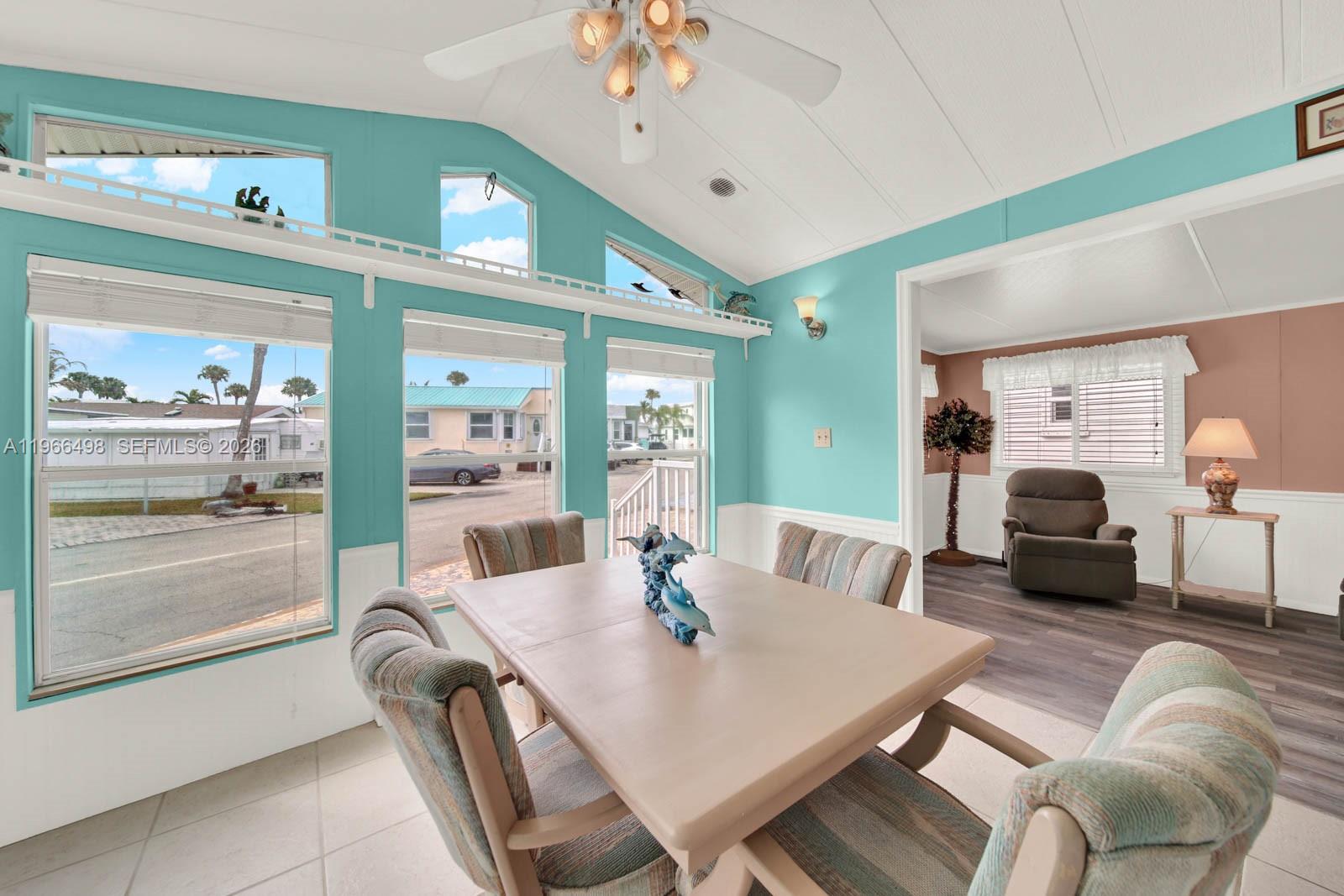 Holiday Out At St Lucie S