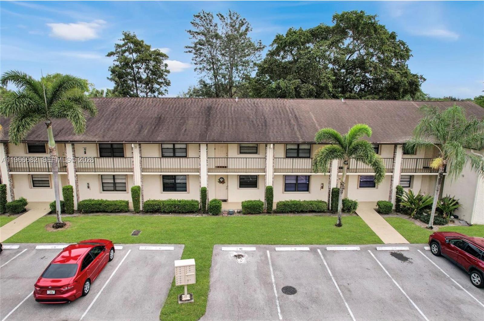 Gables East Of Boca Barwo