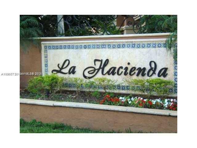 La Hacienda Country Club