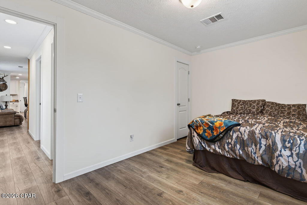 Image 18 For 2031 Crews Place