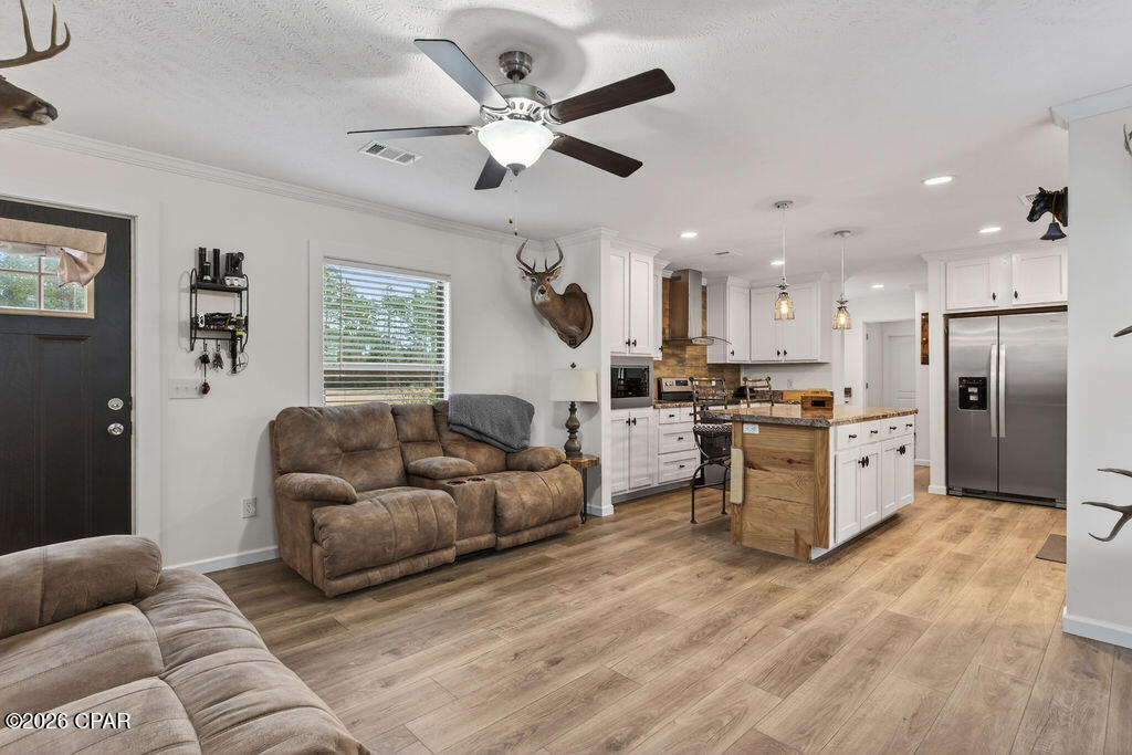 Image 6 For 2031 Crews Place