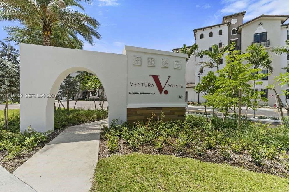 Ventura Pointe