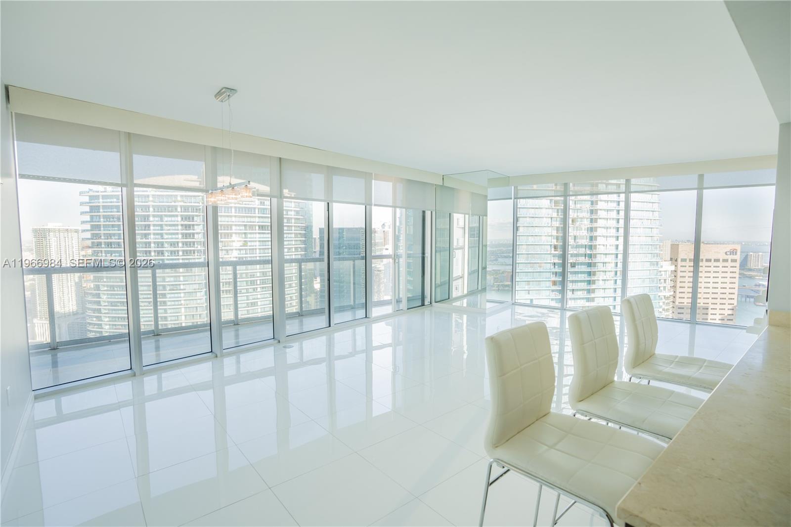 Iconbrickell Condo No 1