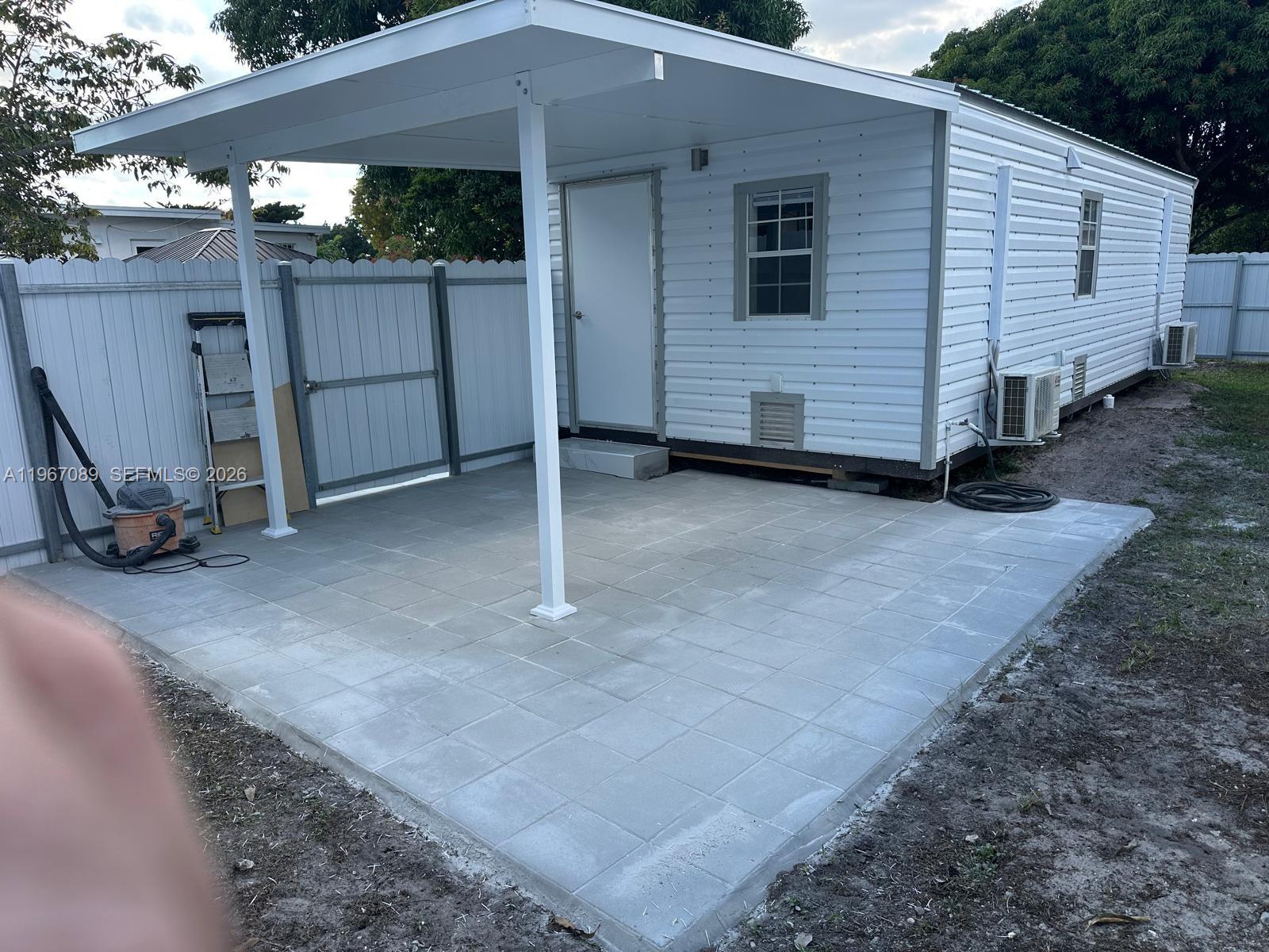 Hialeah 2Nd Studio Addn