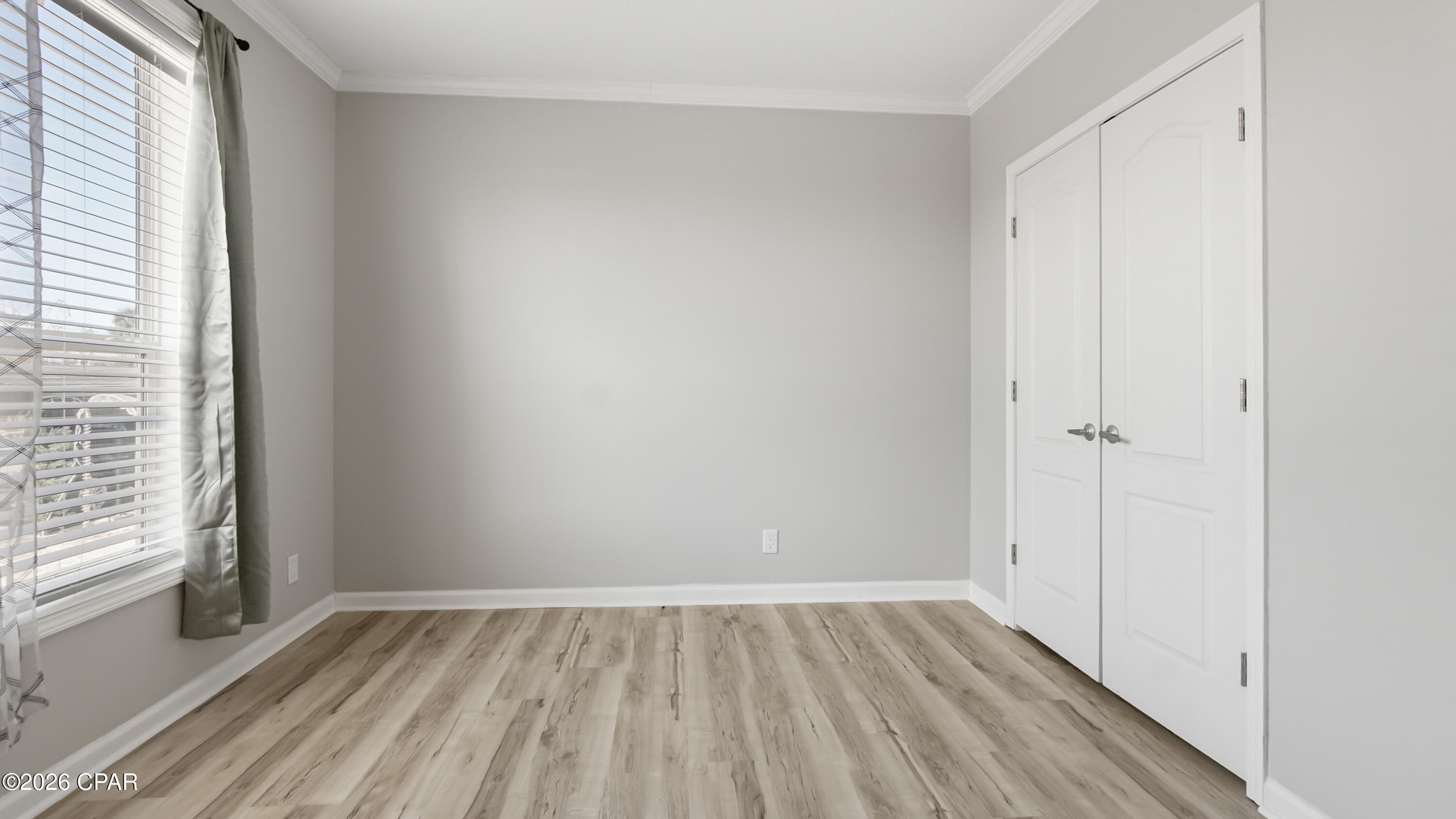 Image 24 For 227 Bay Street