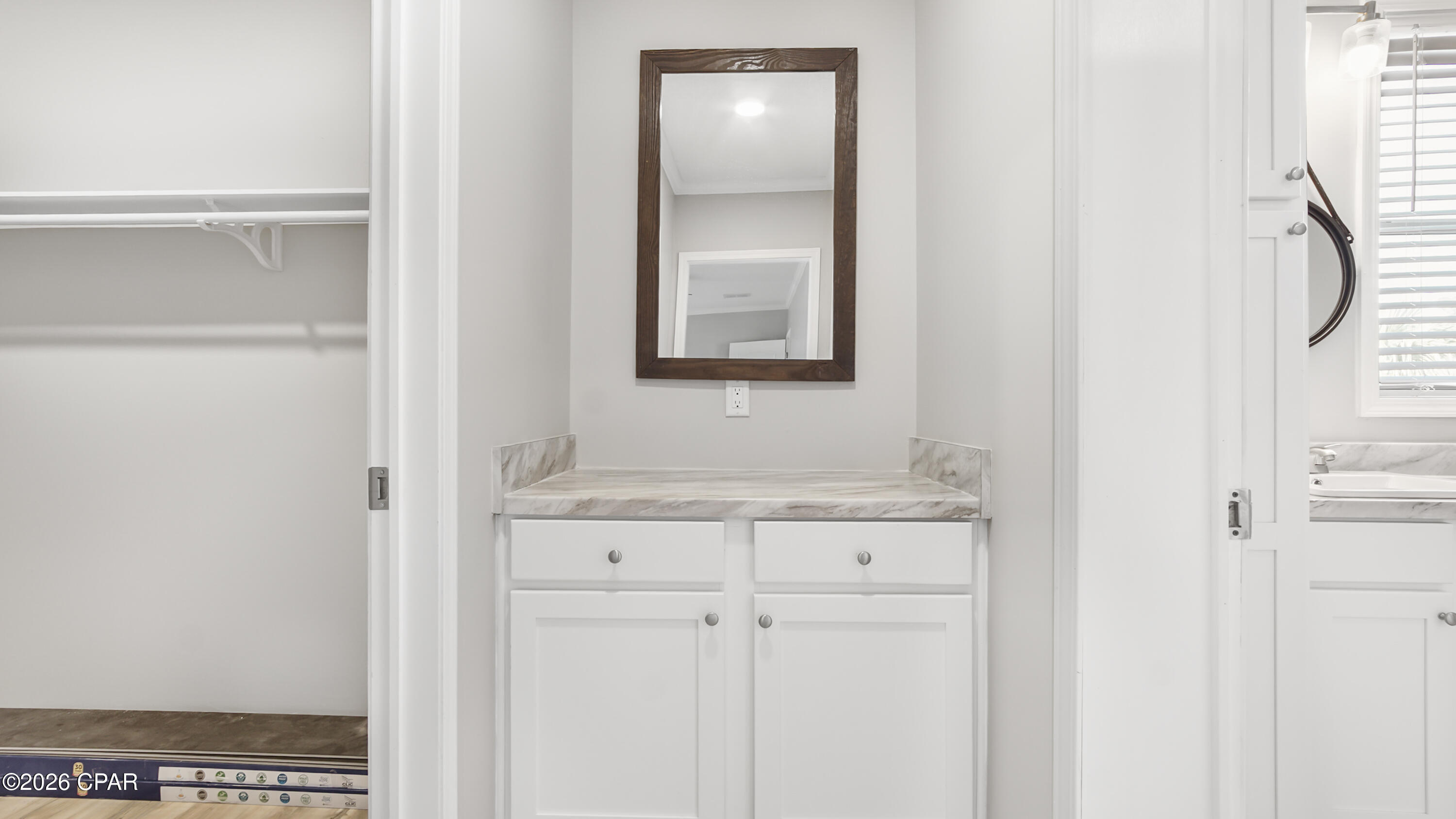 Image 31 For 227 Bay Street