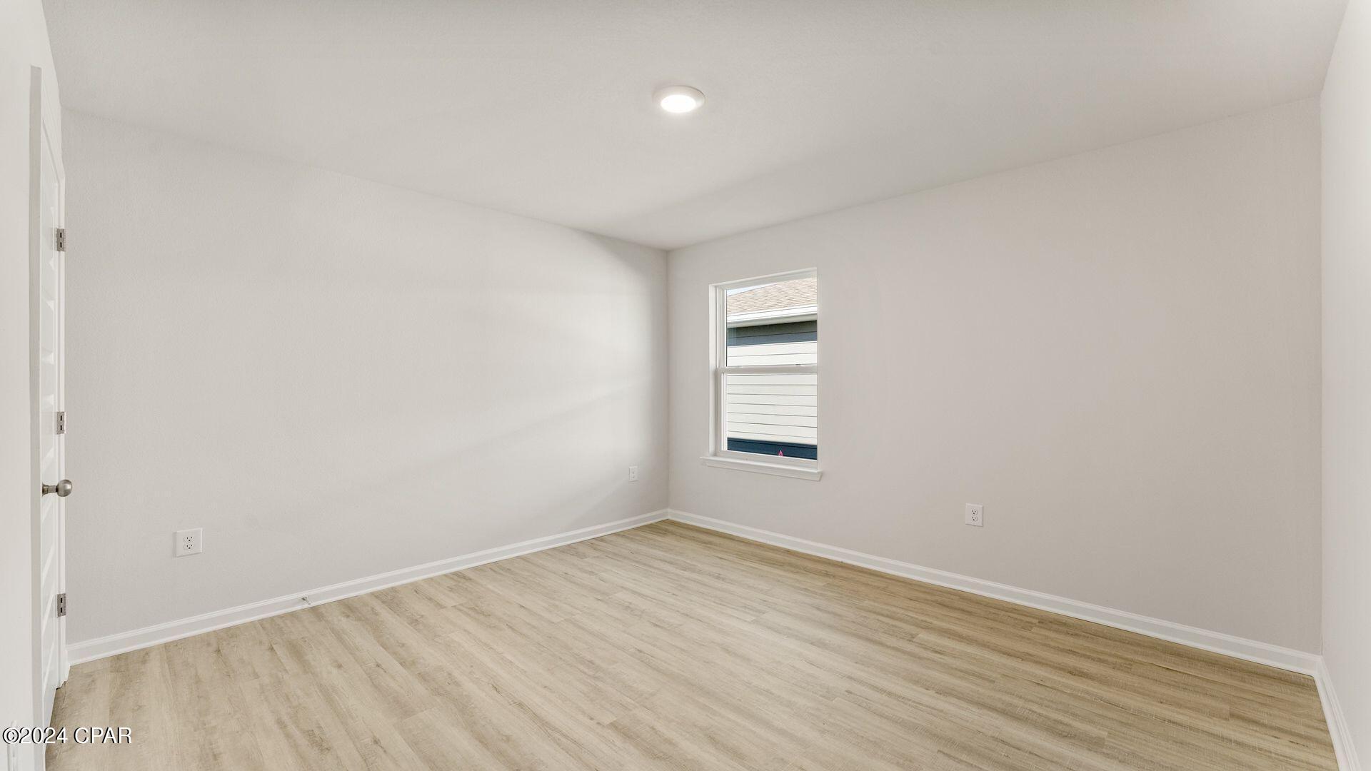 Image 8 For 107 Cades Court