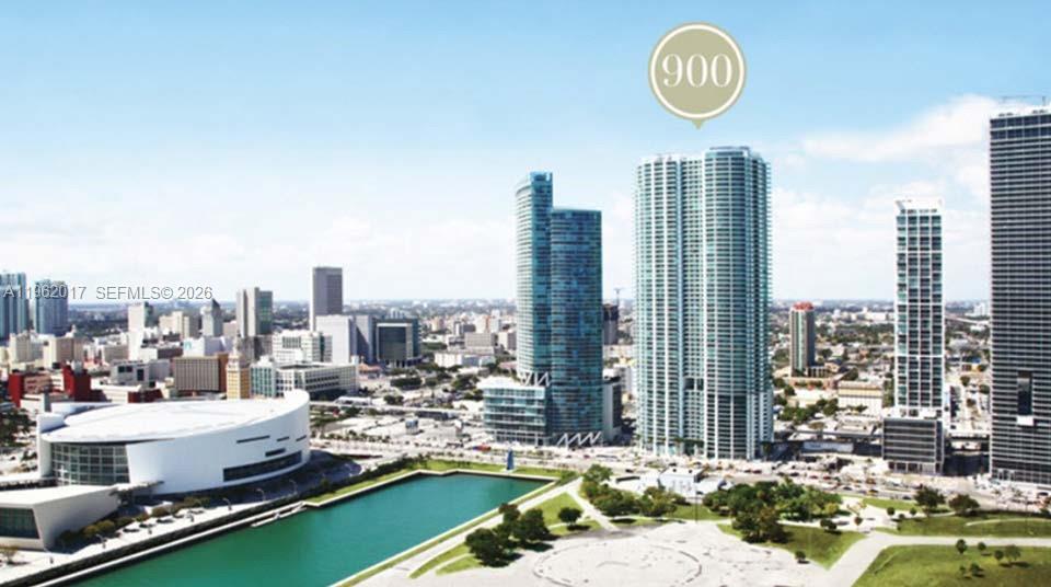 900 Biscayne Bay Condo