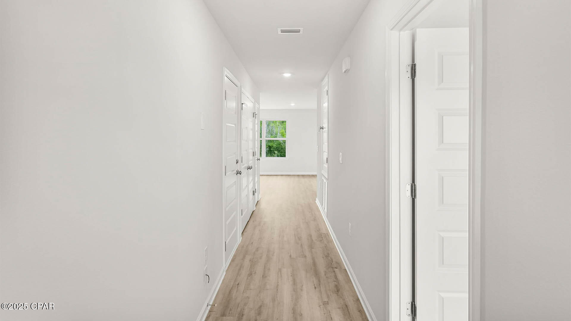 Image 4 For 100 Cove Lane
