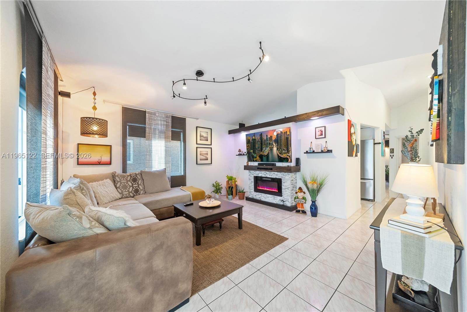 Homes for sale in Hialeah Gardens, FL | 10095 Nw 127Th St, Hialeah Gardens, FL 33018 | MLS# A11965122