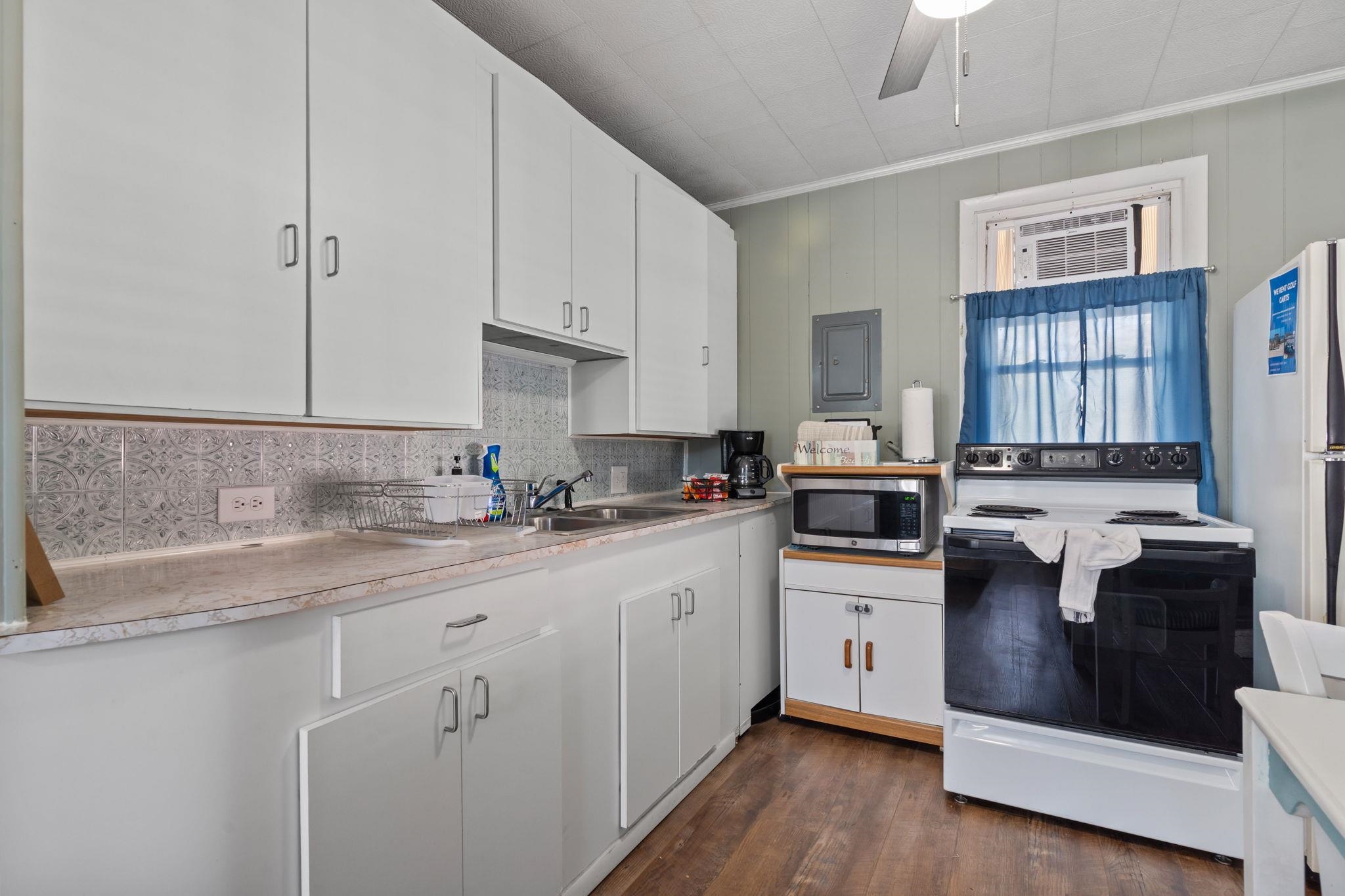 403 38th Ave. S 