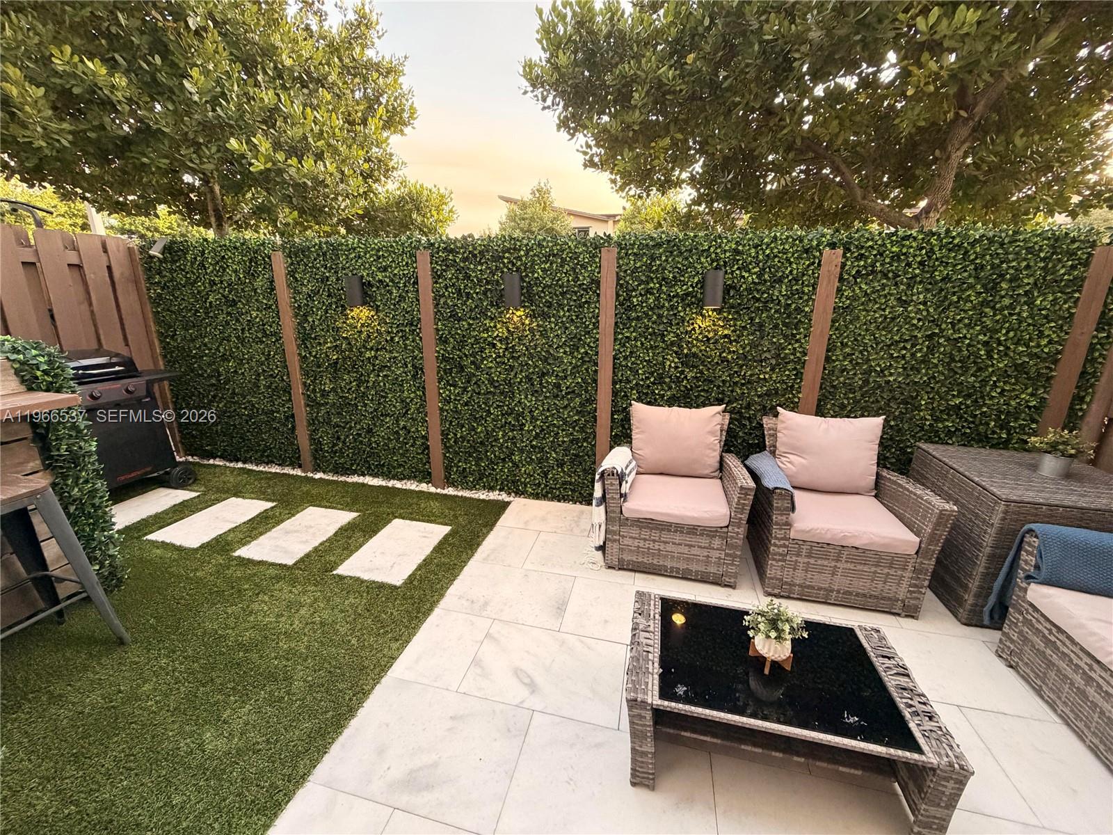 Highland At Park Central