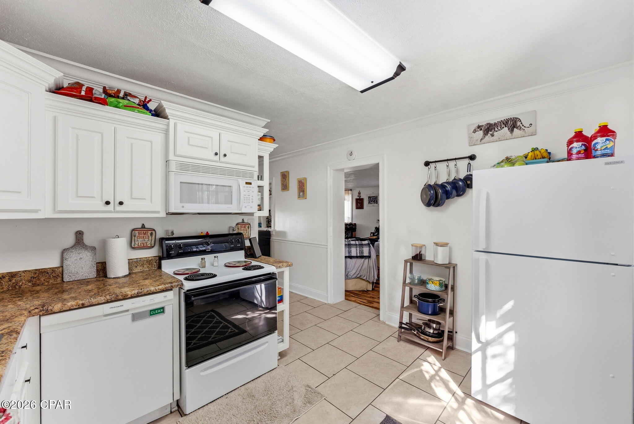 Image 13 For 617 9th Plaza