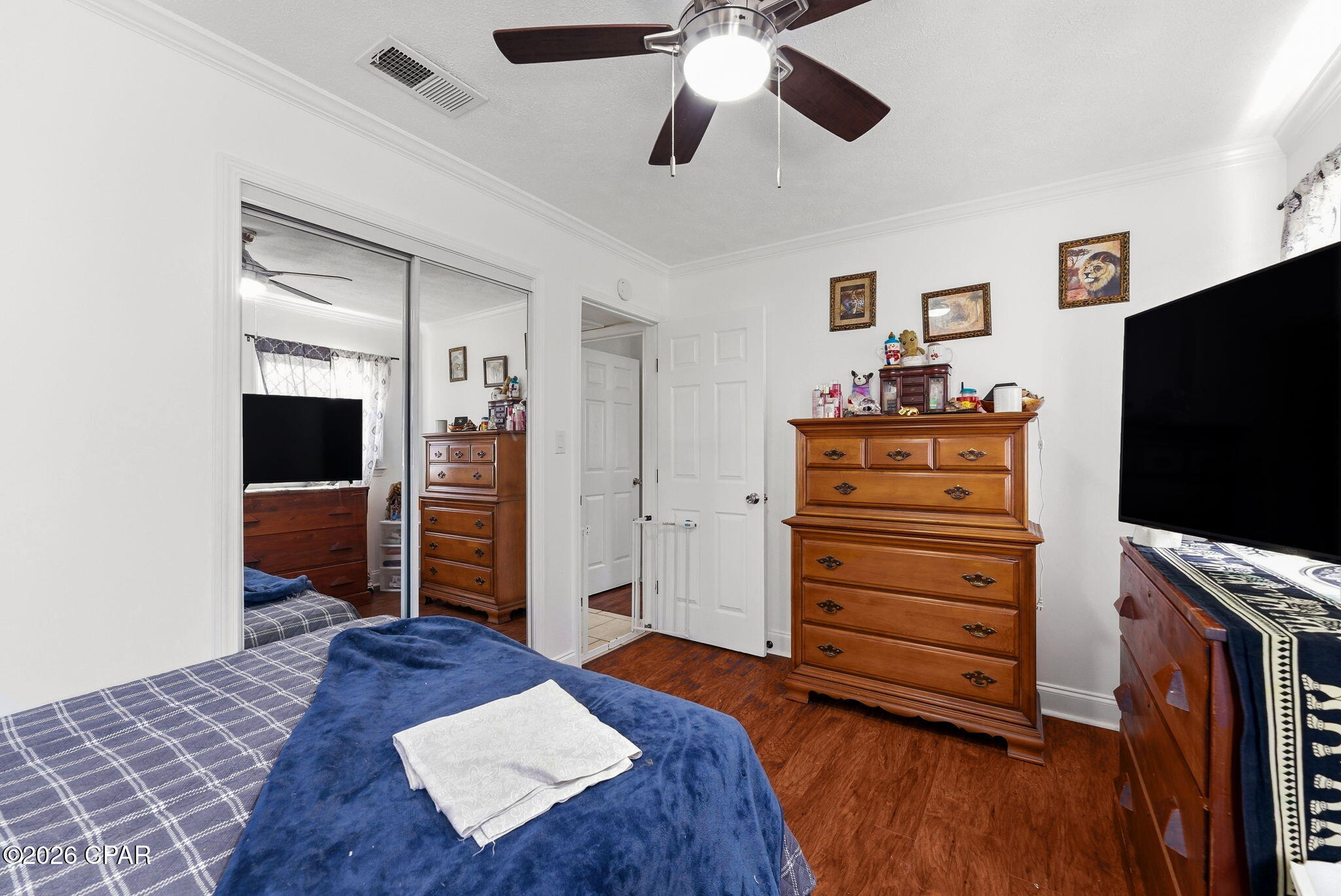 Image 17 For 617 9th Plaza