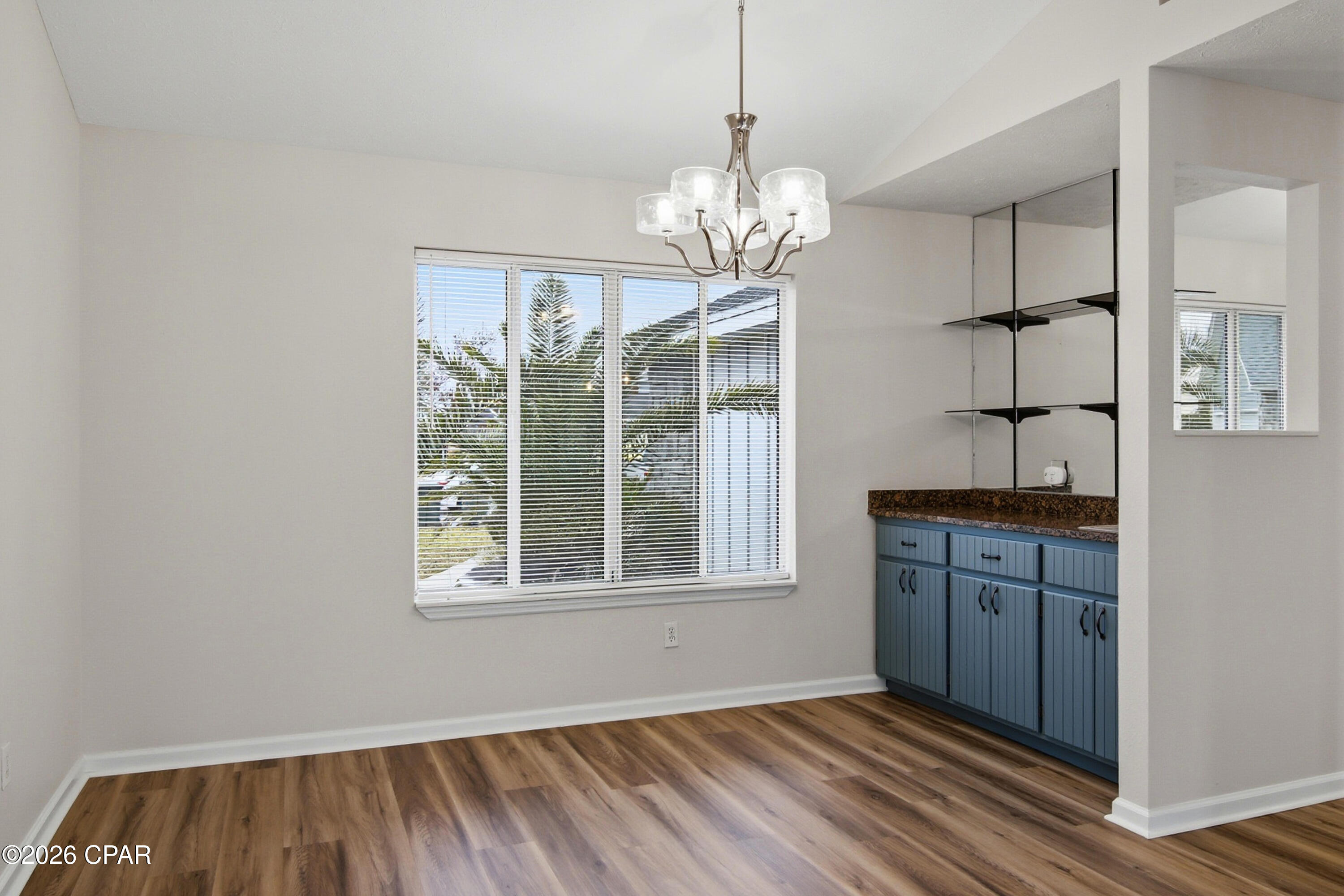 Image 12 For 1604 13th Plaza