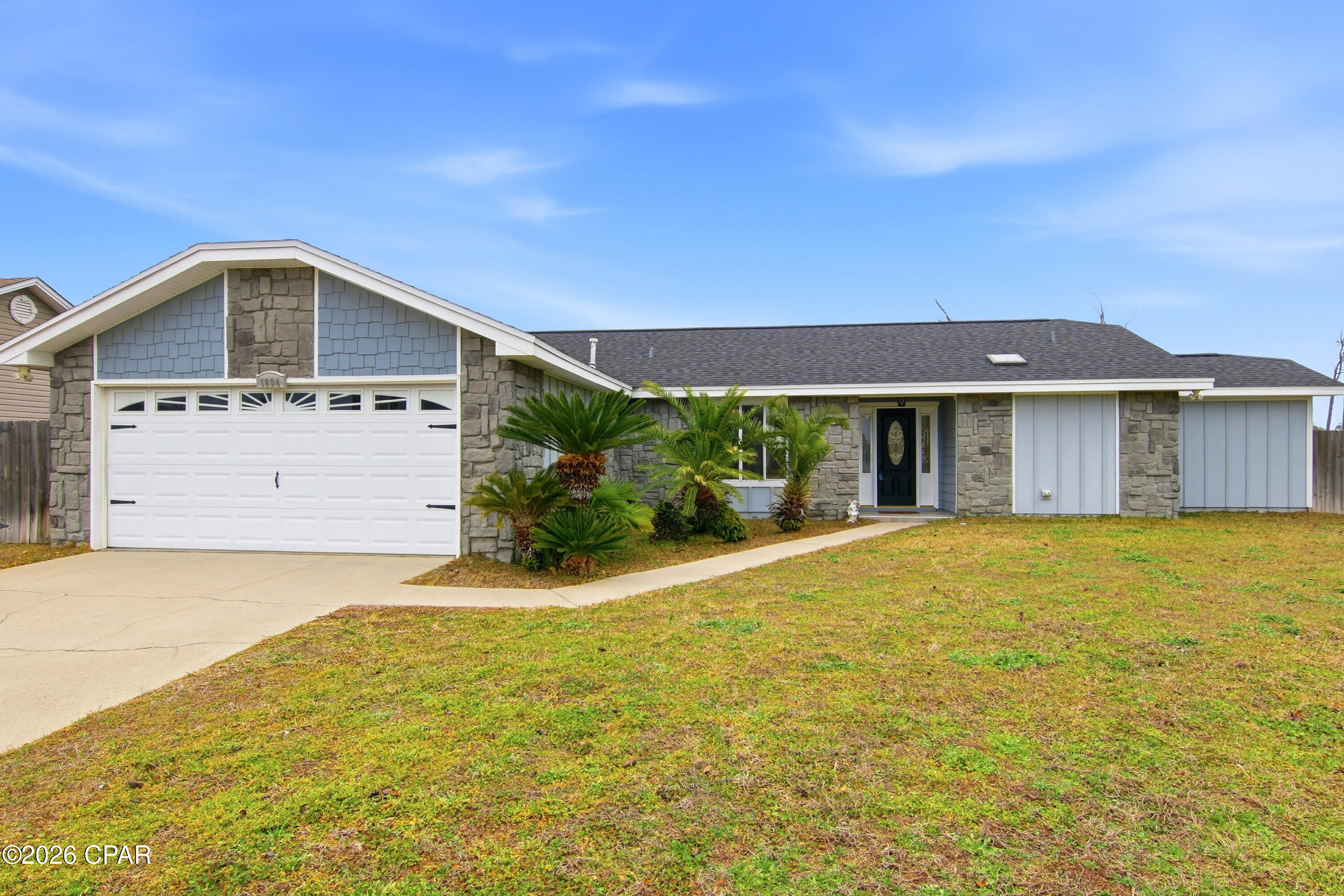 Image 2 For 1604 13th Plaza