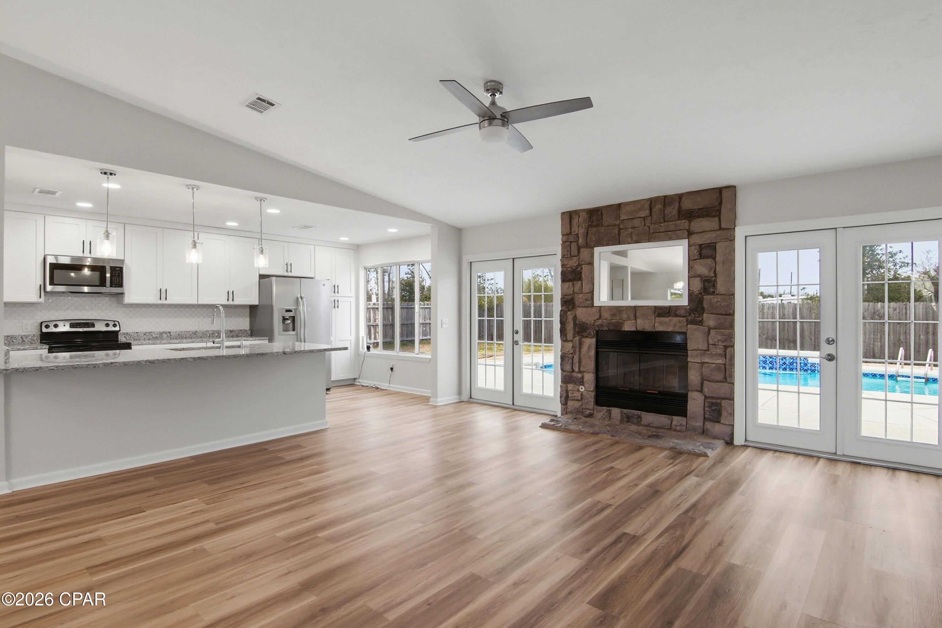 Image 3 For 1604 13th Plaza