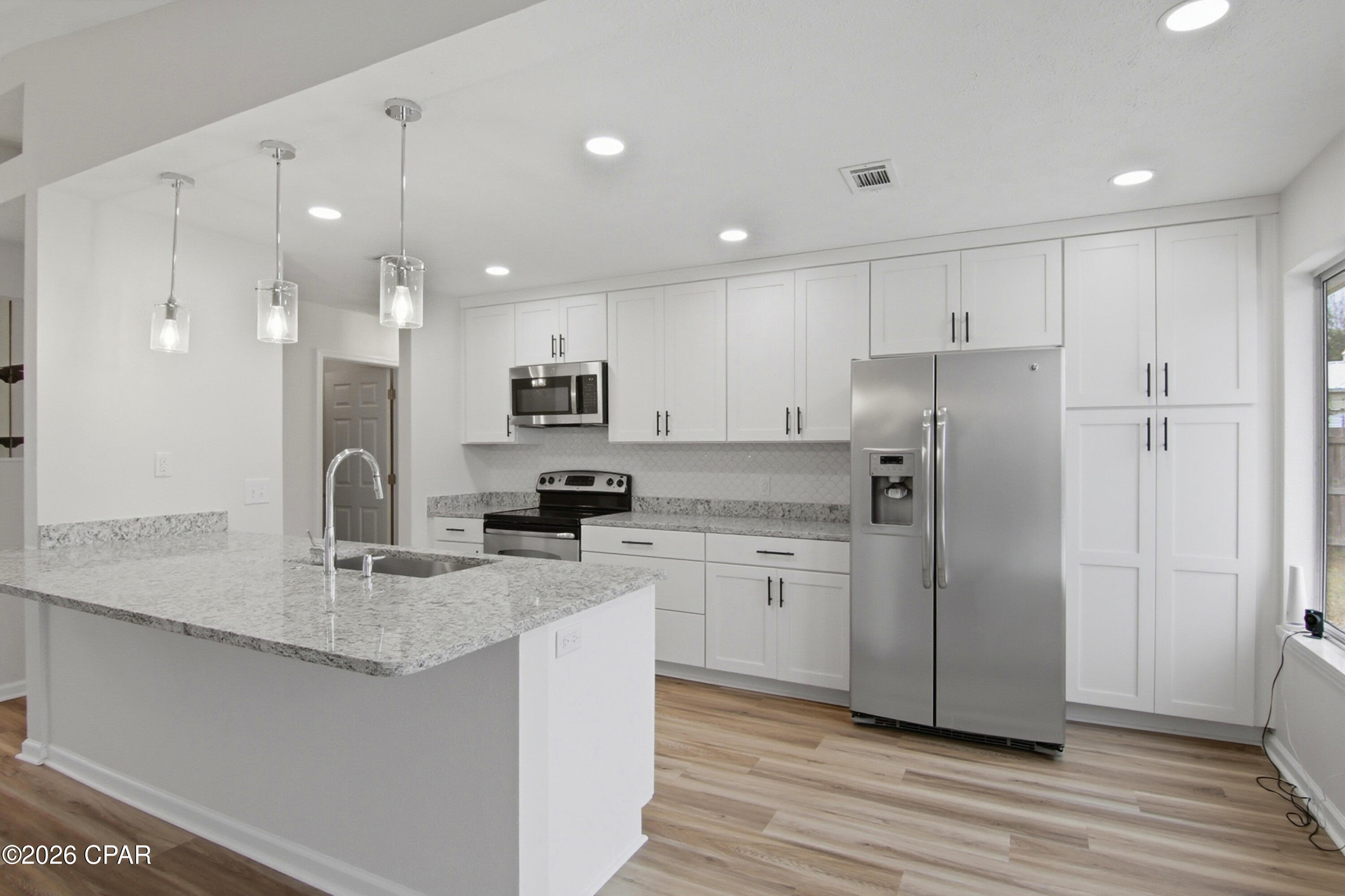 Image 9 For 1604 13th Plaza