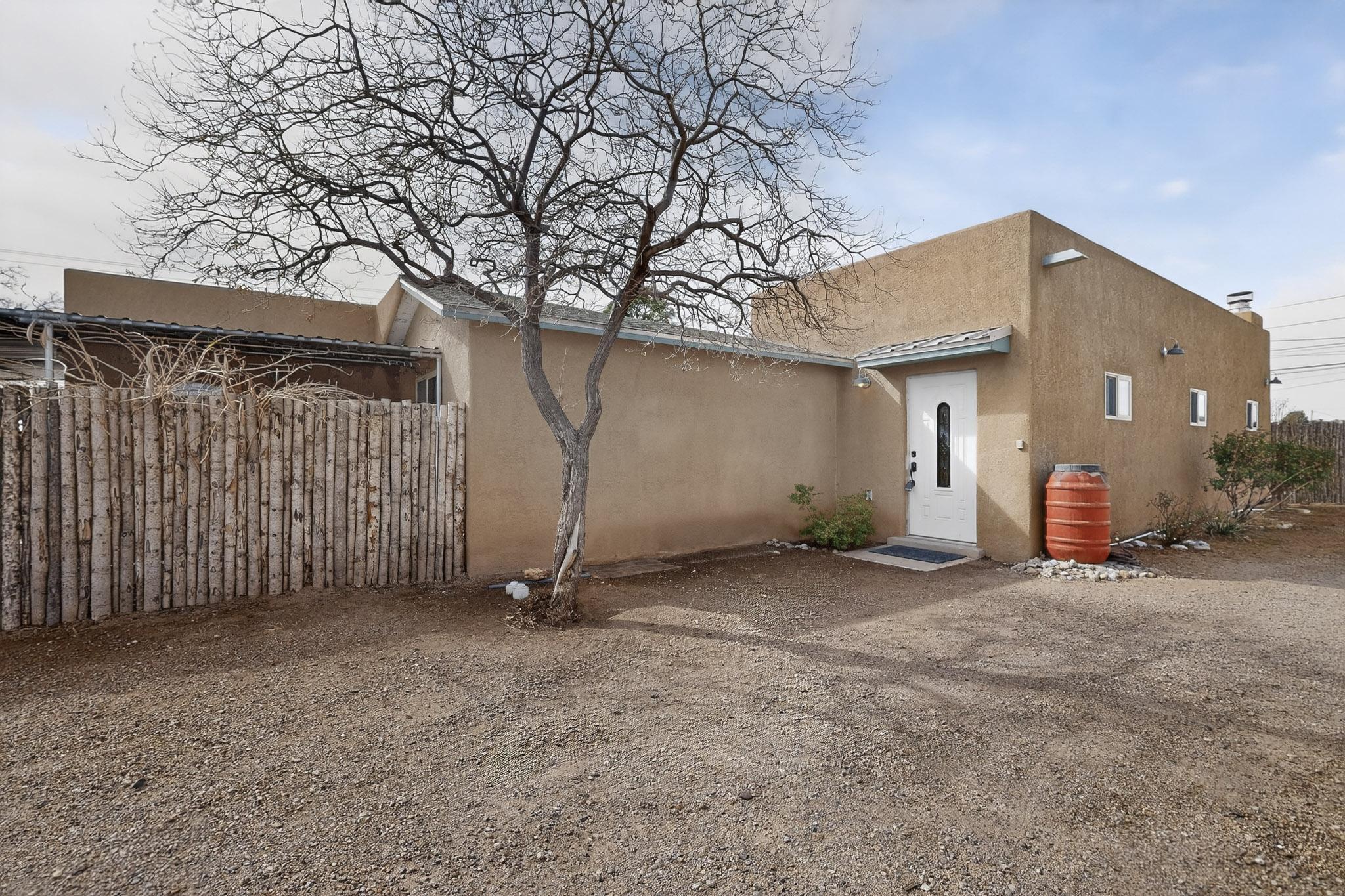 8320 2nd Street, Albuquerque NM 87114