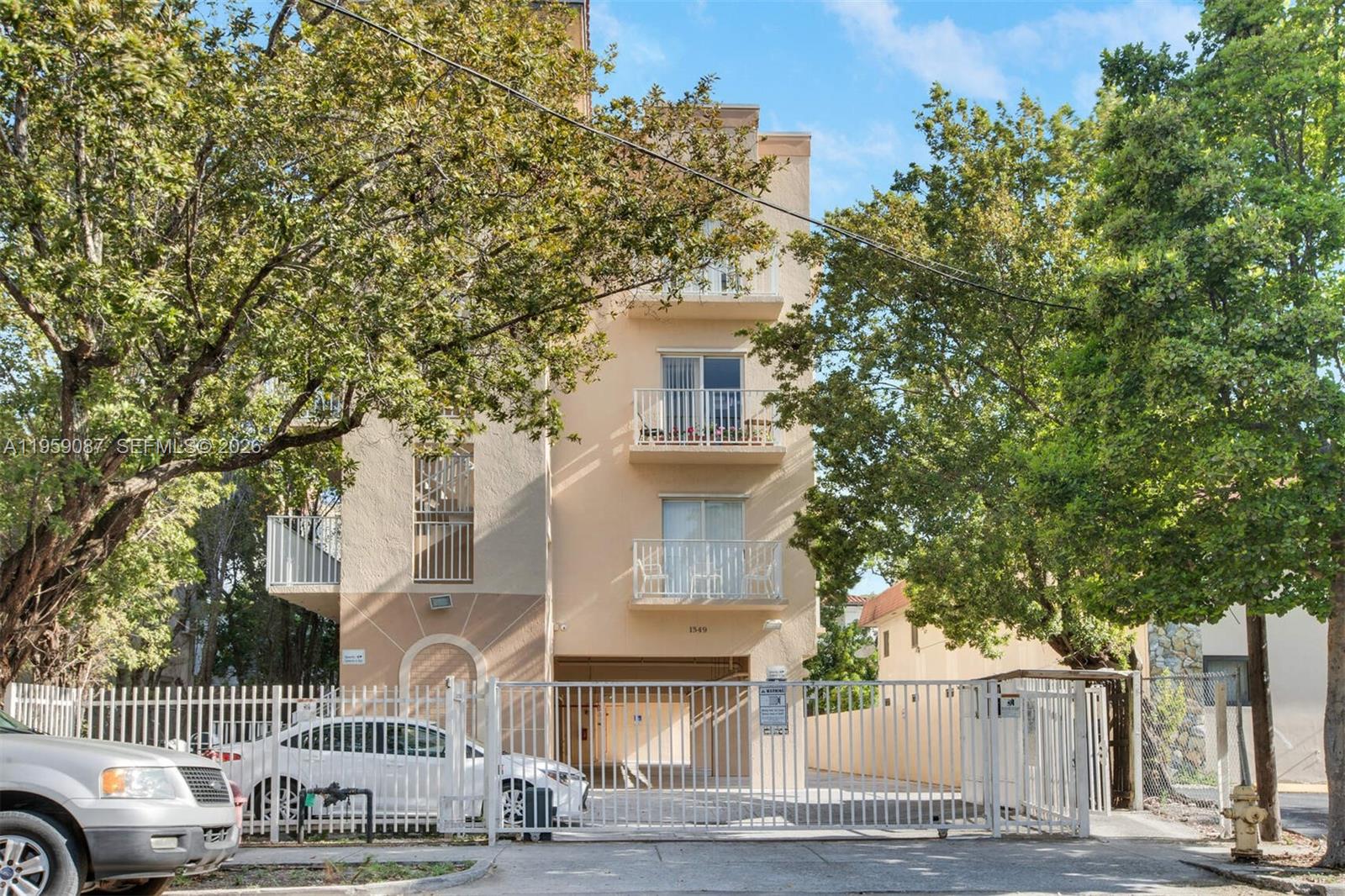 Lawrence Estates Land Cos