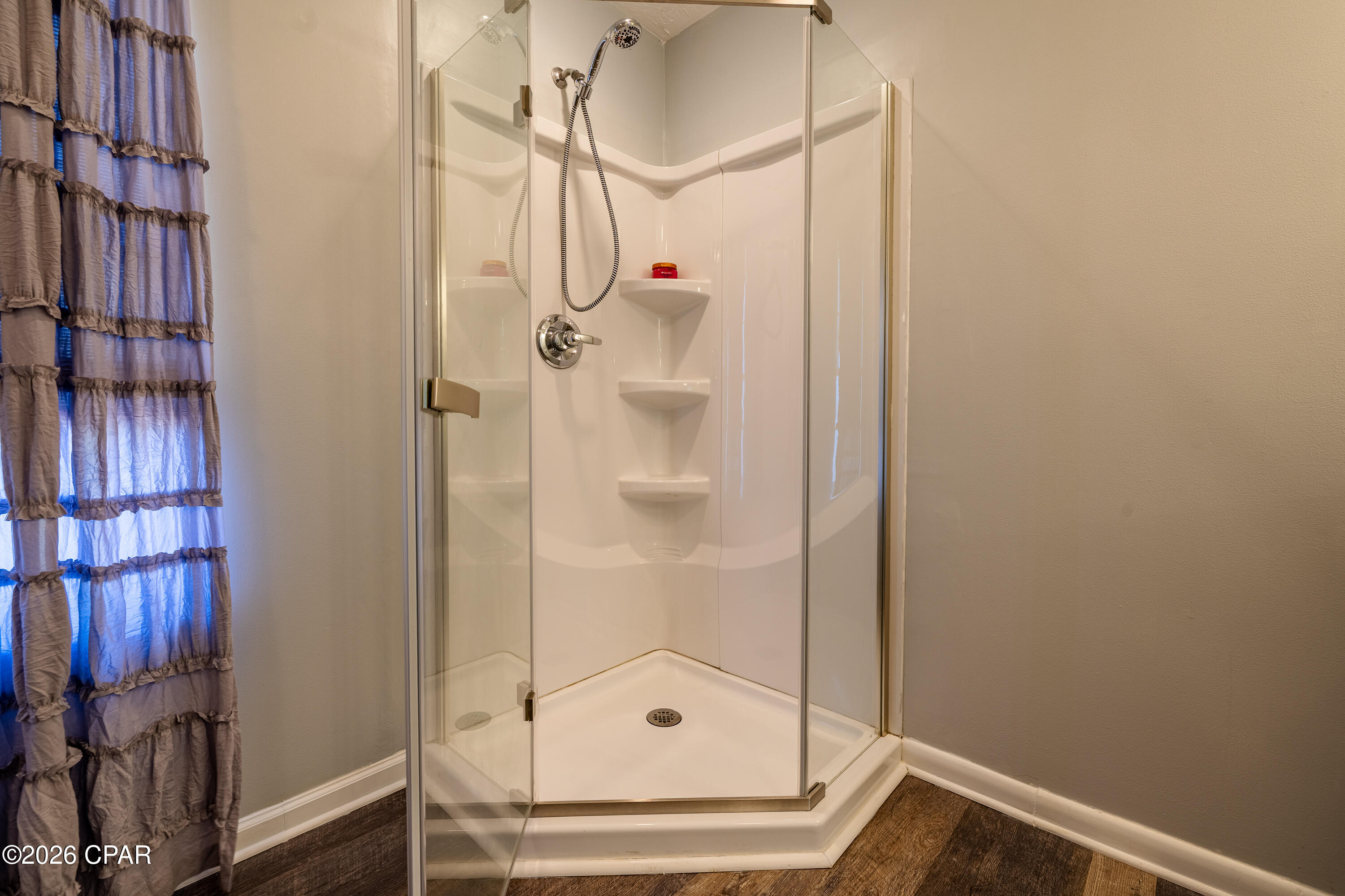 Image 109 For 2601 Oak Street